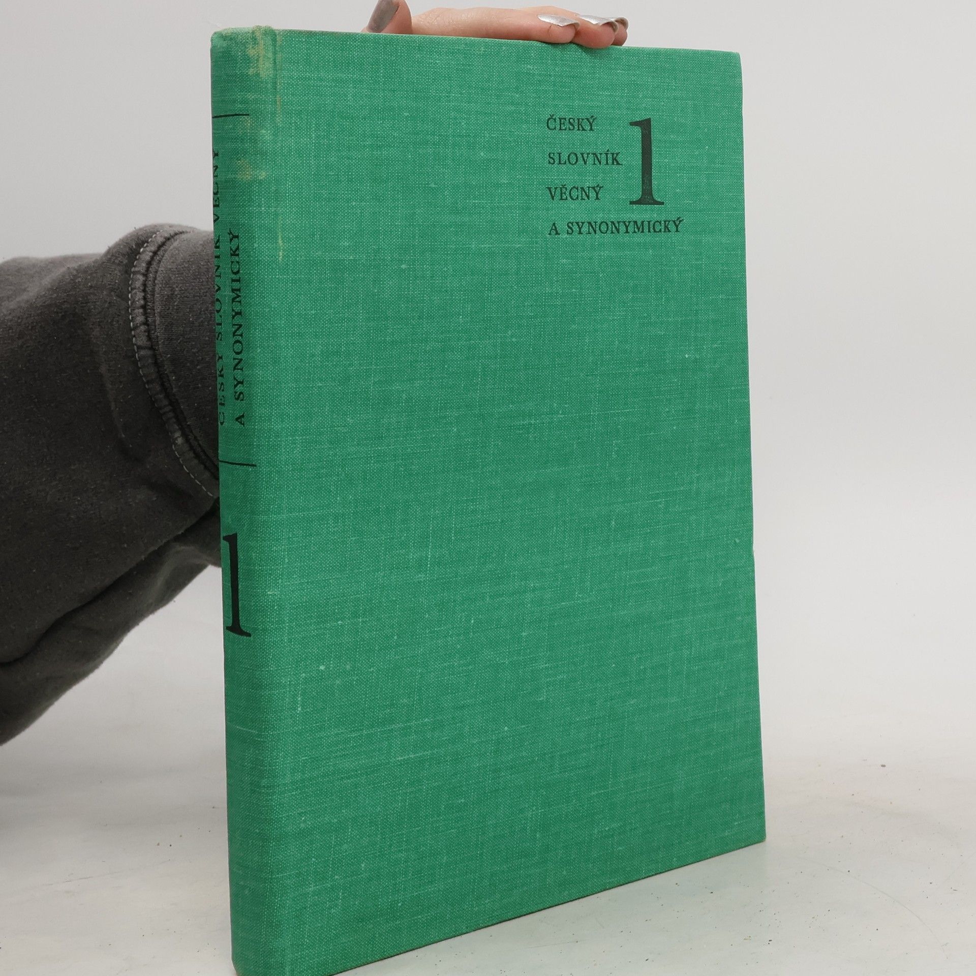 Jiří Haller Český slovník věcný a synonymický 1
