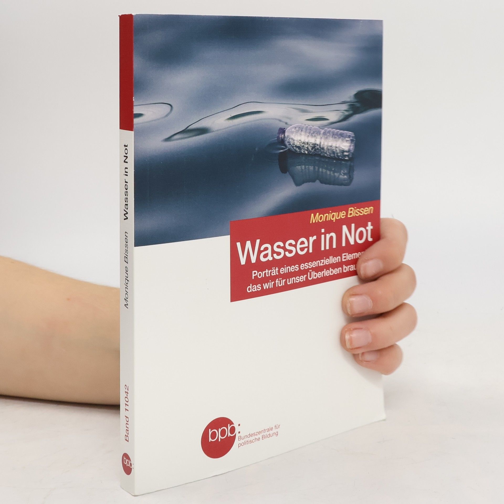 Monique Bissen Wasser in Not