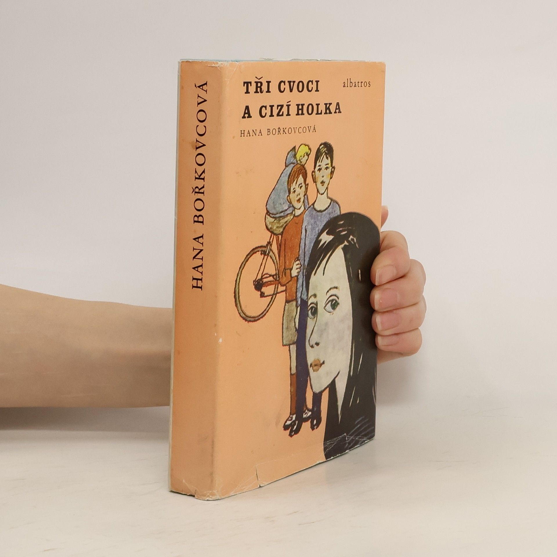 Tři cvoci a cizí holka