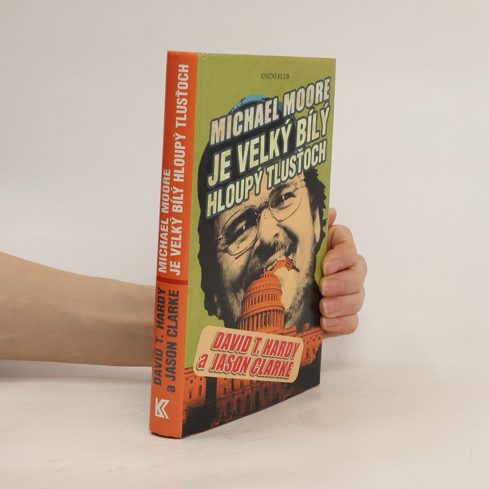 Michael Moore je velký bílý tlusťoch