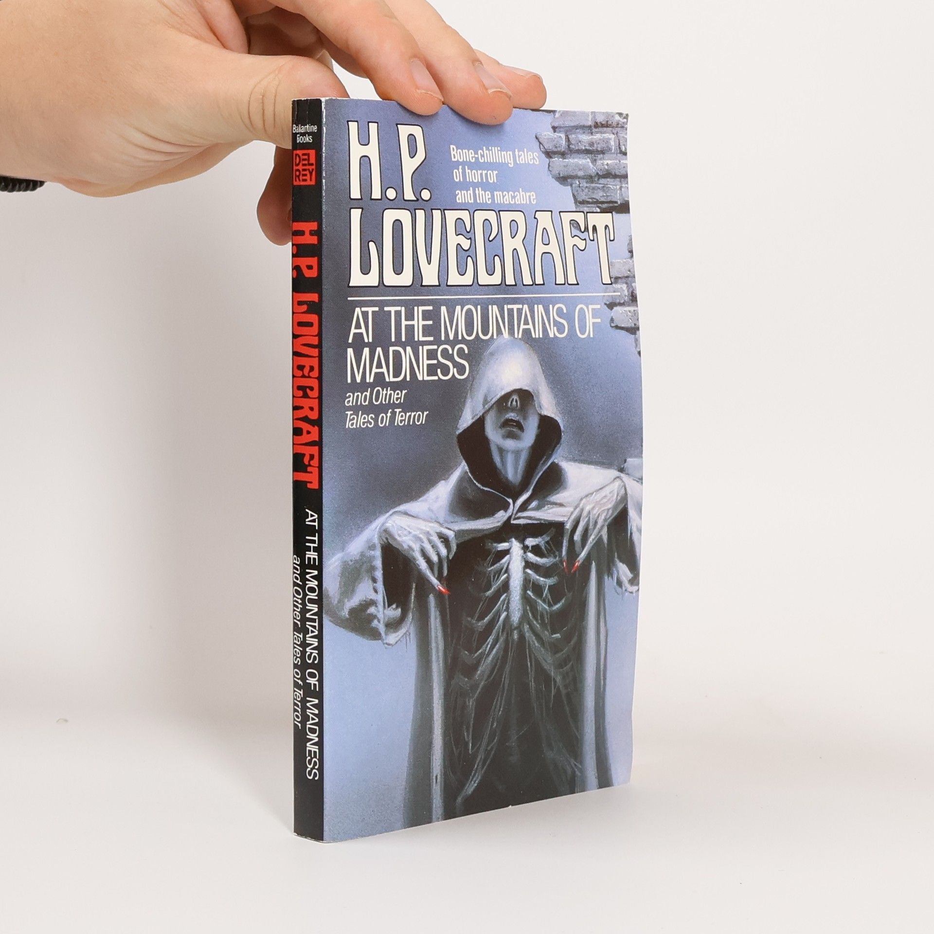 H. P. Lovecraft At the Mountains of Madness and Other Tales of Terror