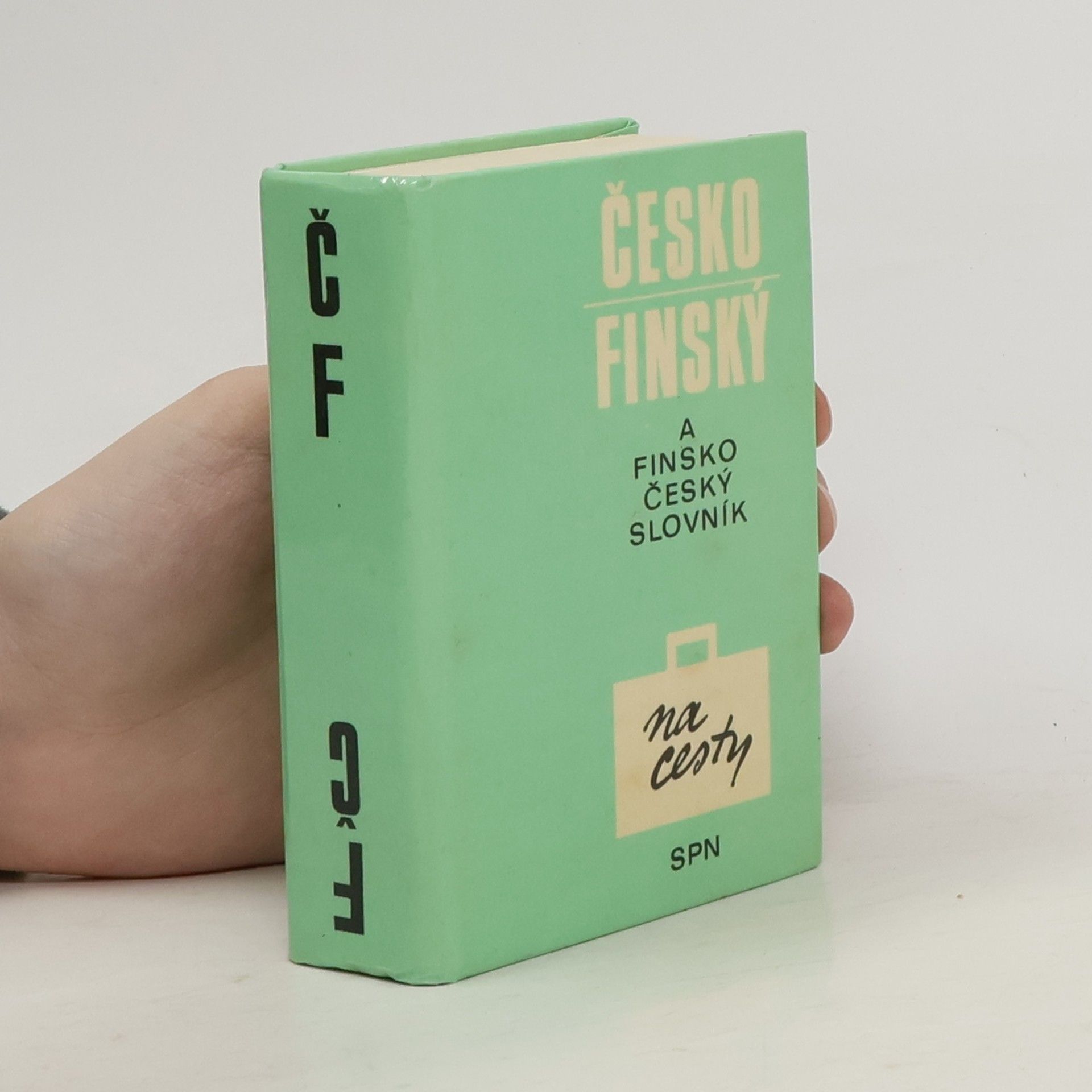 Česko-finský a finsko-český slovník na cesty
