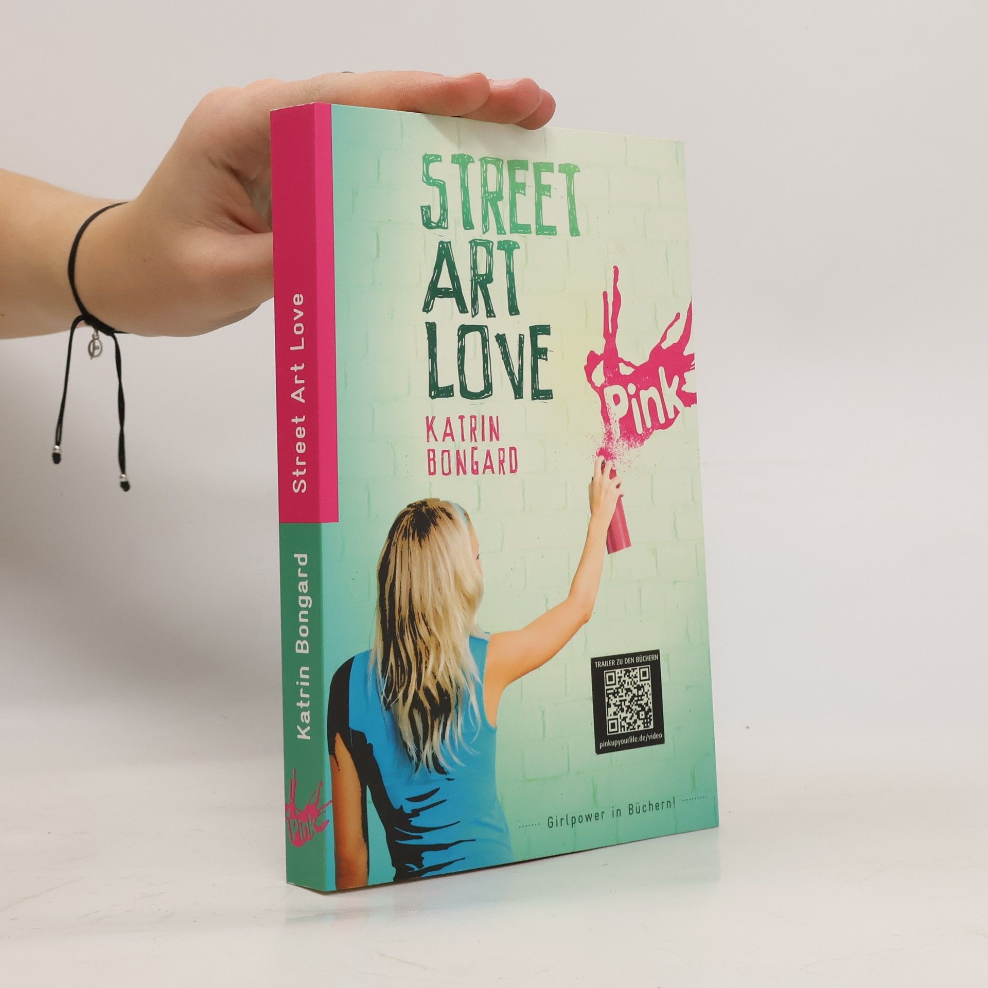 Katrin Bongard Street art love