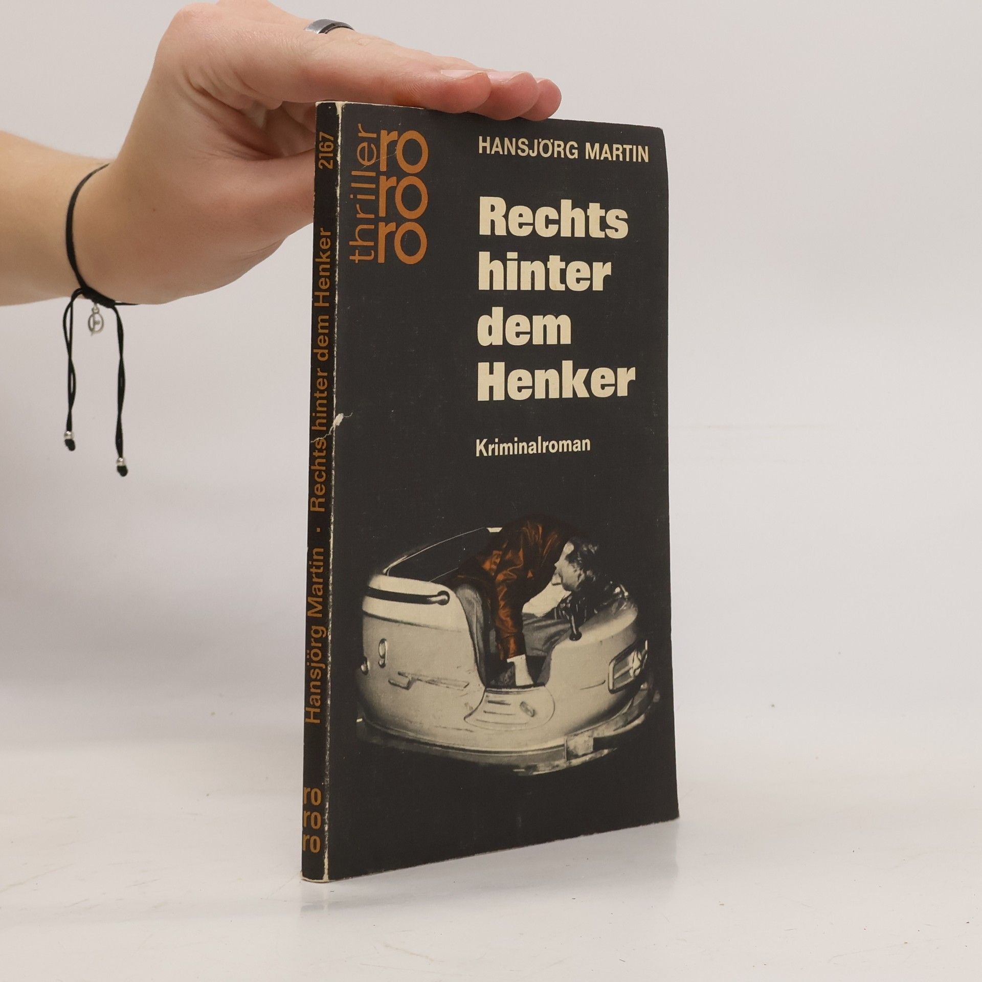 Hansjörg Martin Rechts hinter dem Henker