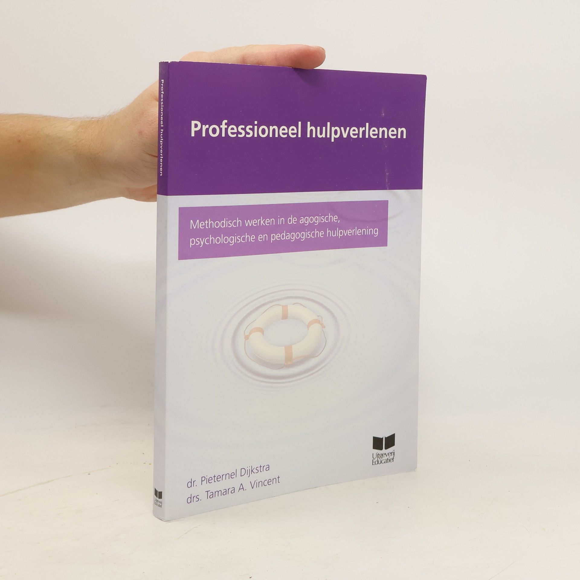 Pieternel Dijkstra Professioneel hulpverlenen