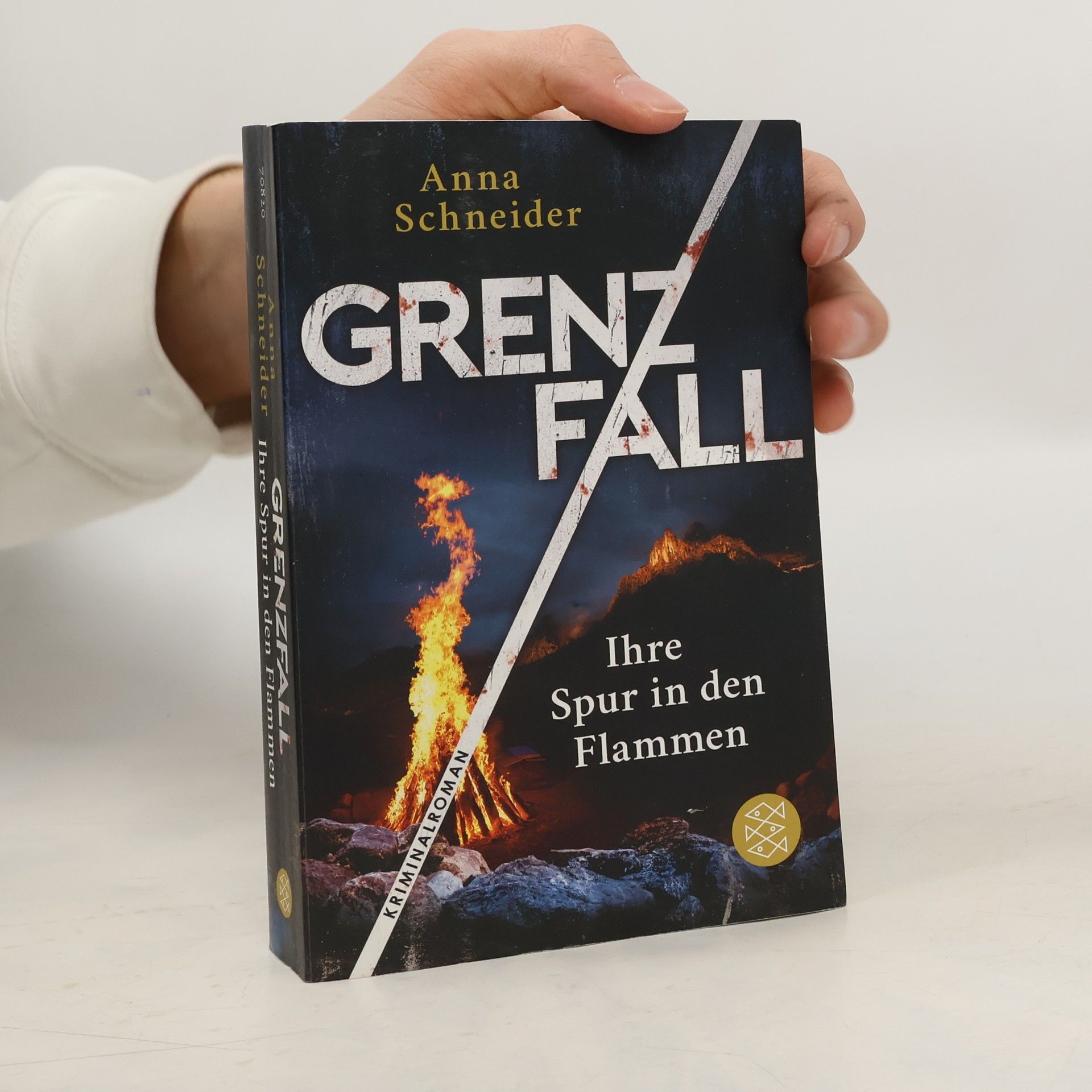 Anna Schneiderová Grenzfall – ihre Spur in den Flammen