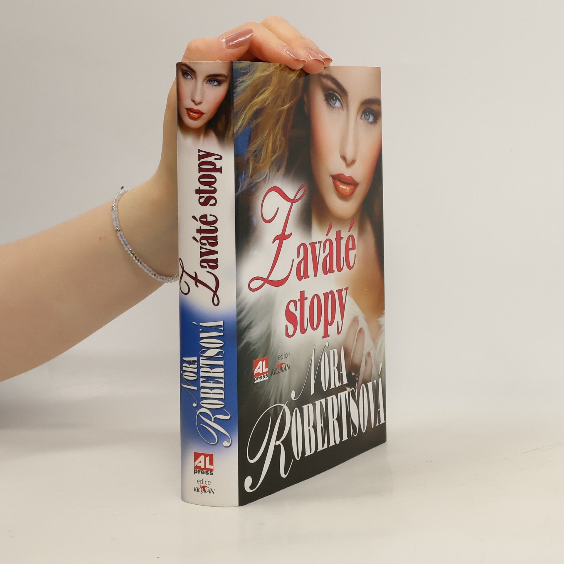 Nora Roberts Zaváté stopy