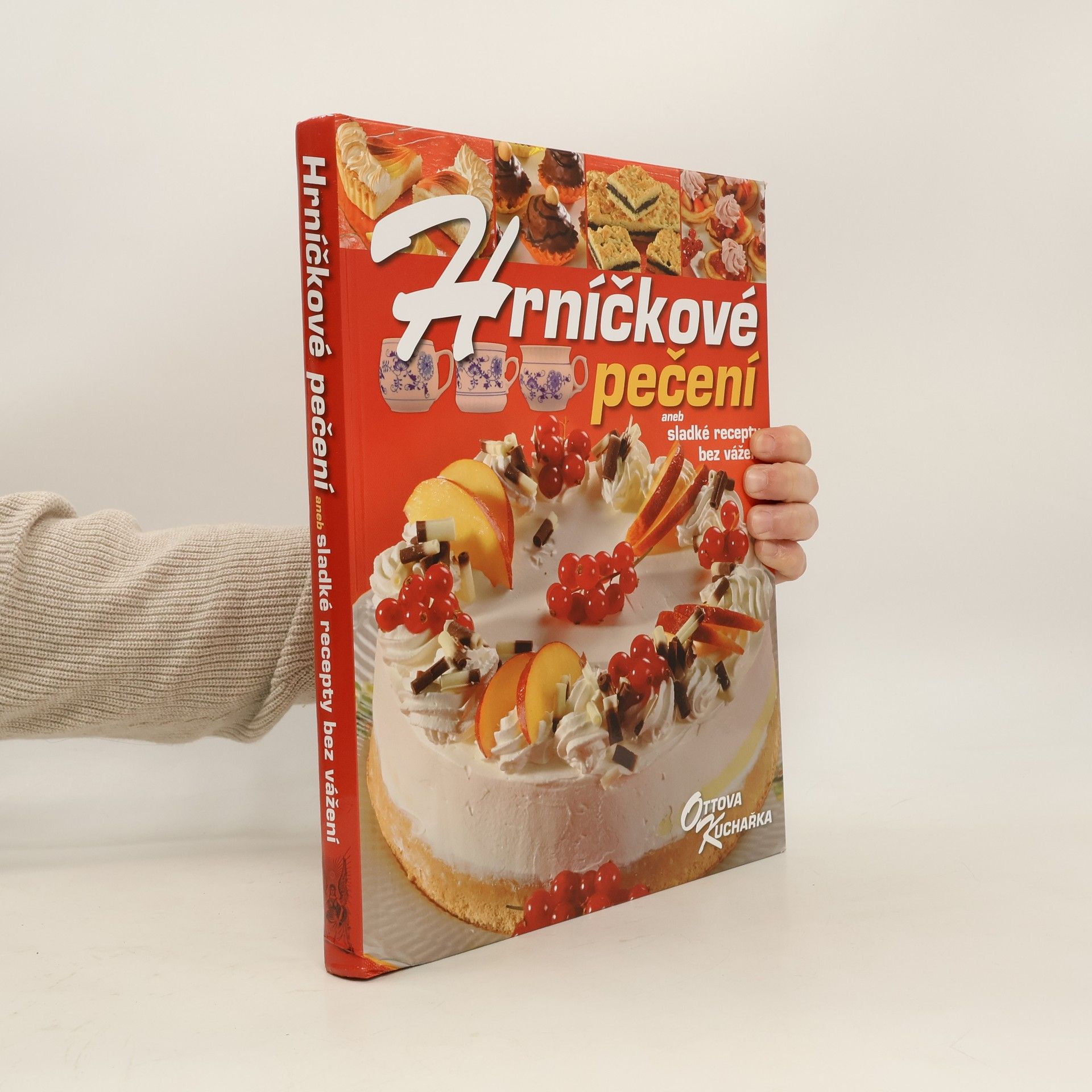 Pavlína Berzsiová Hrníčkové pečení aneb Sladké recepty bez vážení