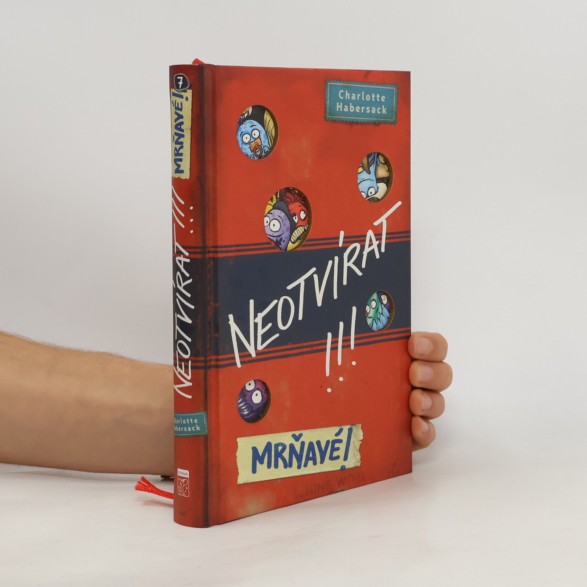 Neotvírat!!!. Mrňavé!