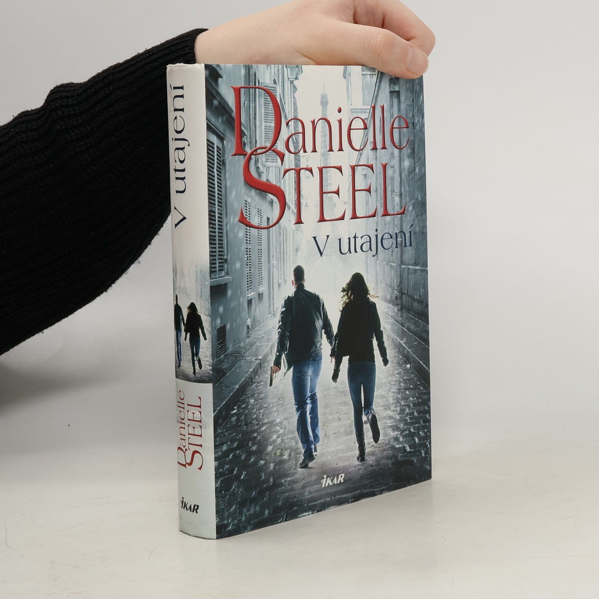 Danielle Steel V utajení