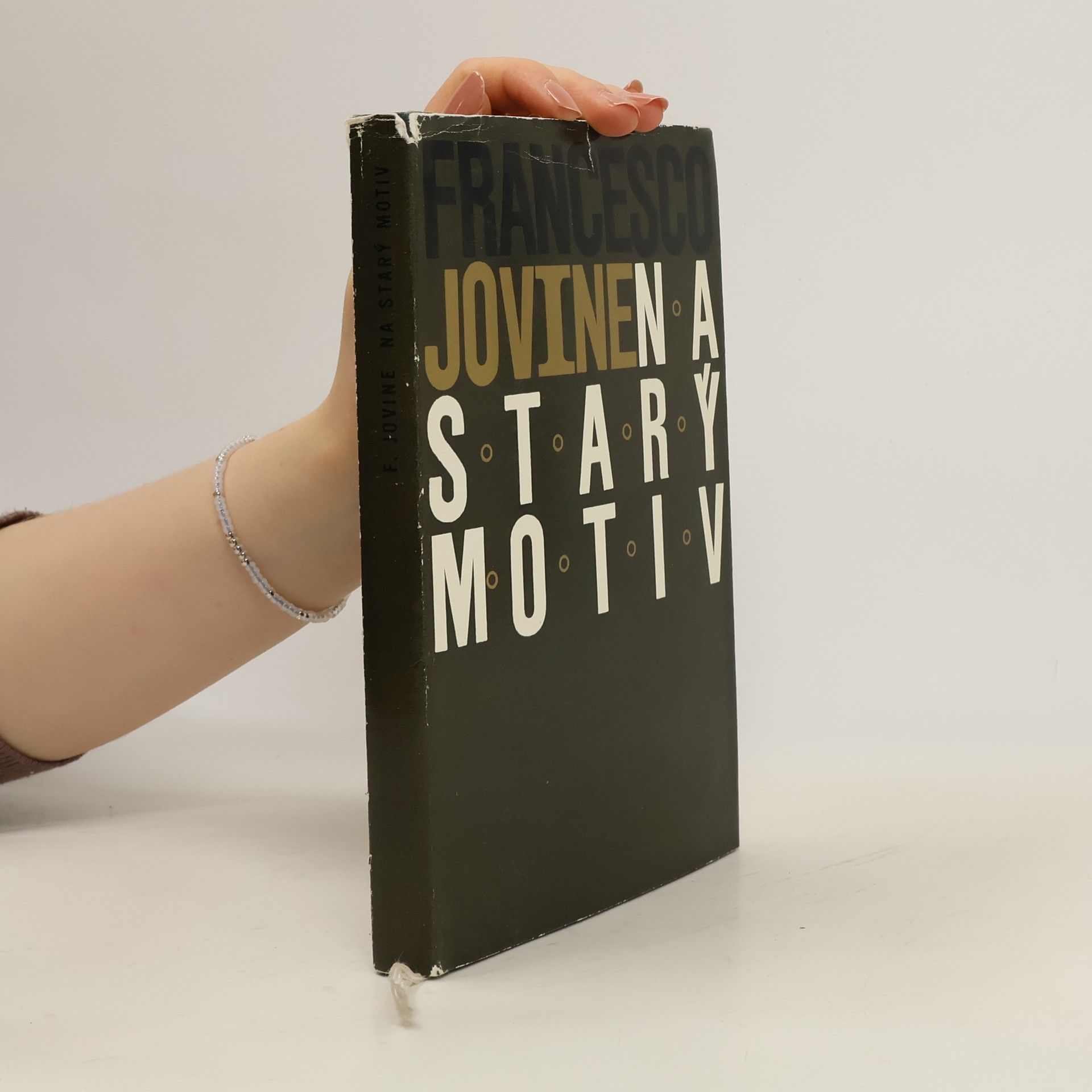 Francesco Jovine Na starý motiv