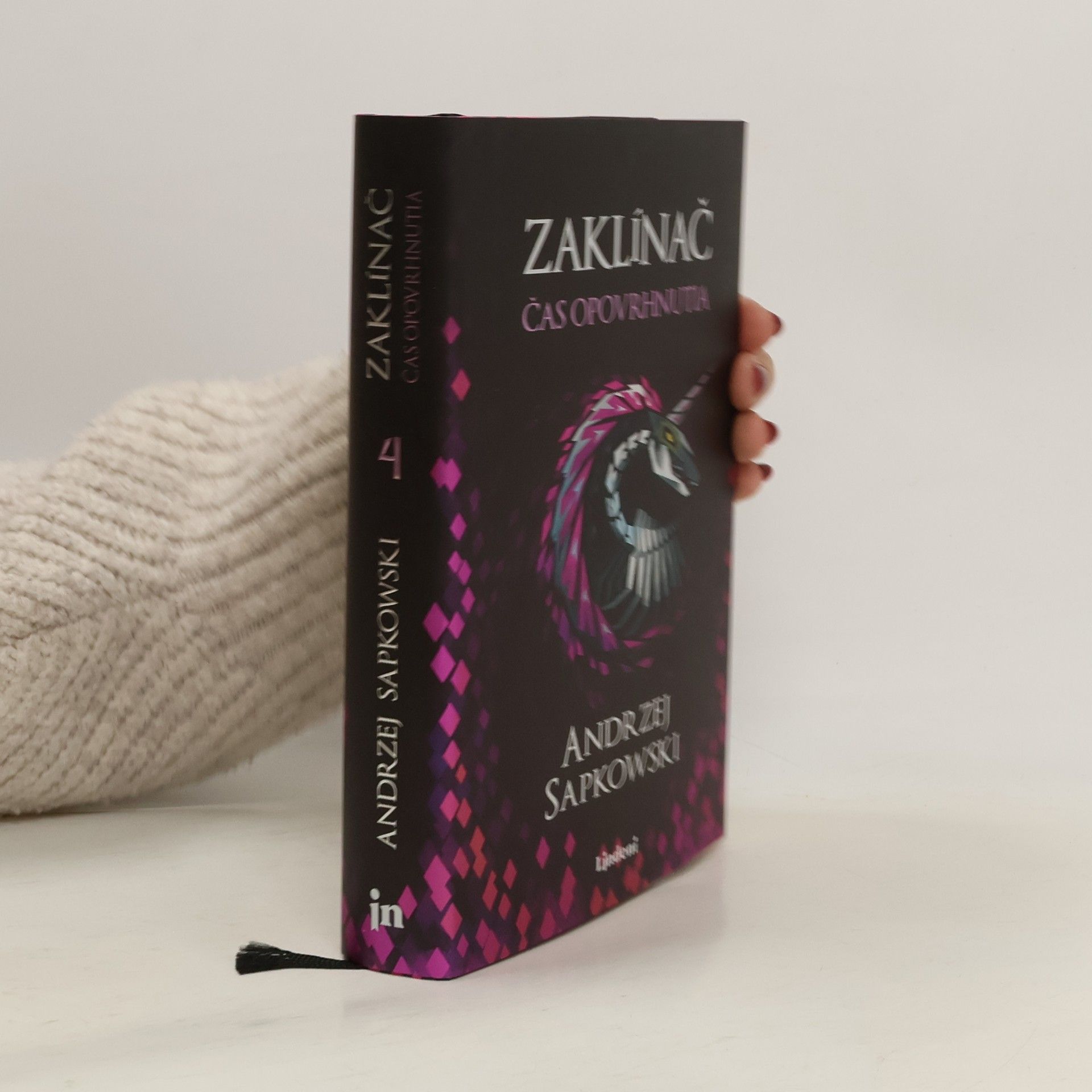 Andrzej Sapkowski Zaklínač 4. Čas opovrhnutia
