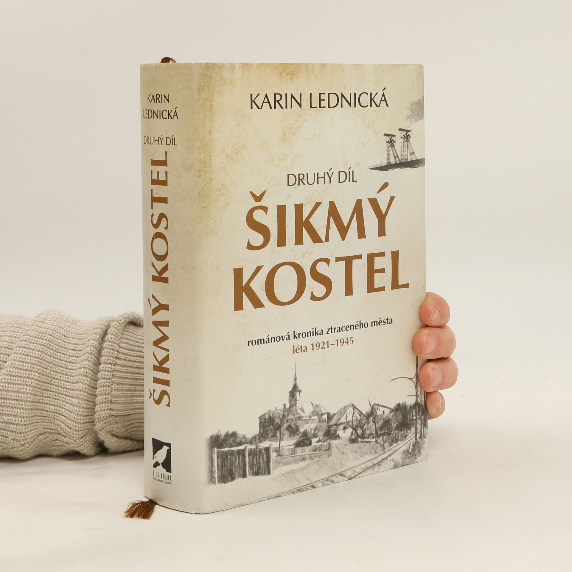 Karin Lednická Šikmý kostel 2