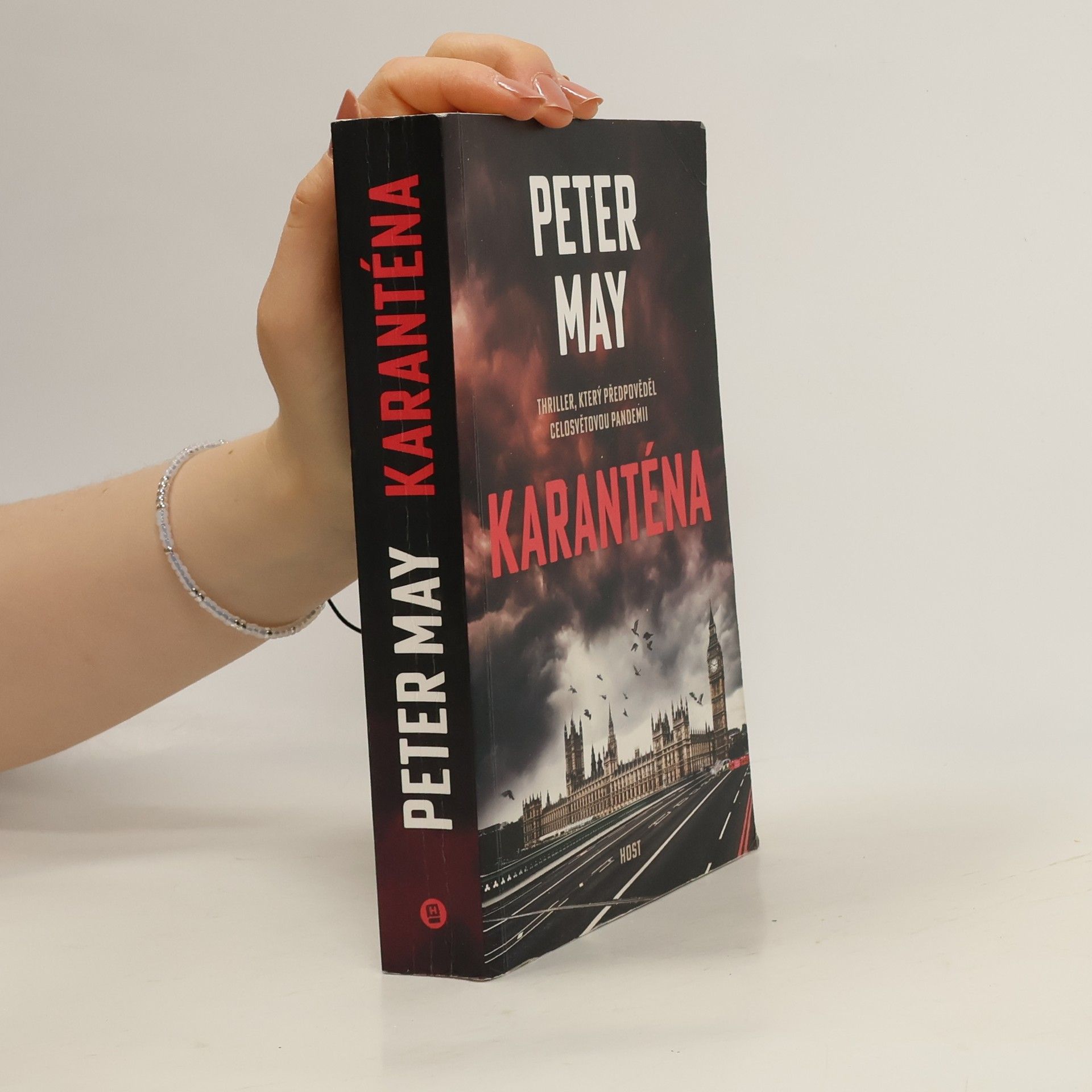 Peter May Karanténa