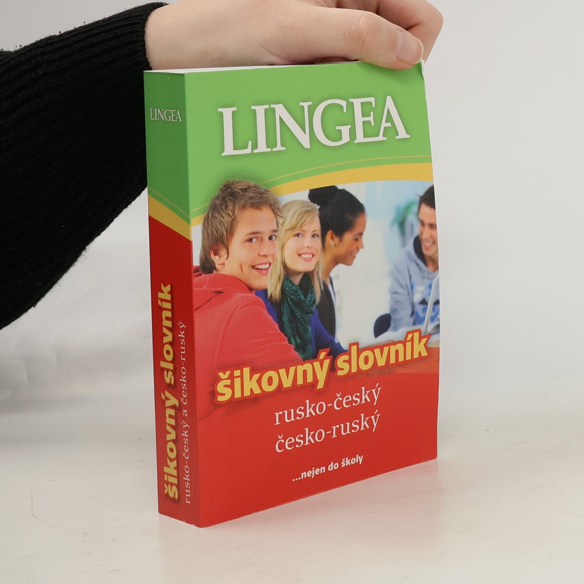 Auteurscollectief Rusko-český, česko-ruský šikovný slovník