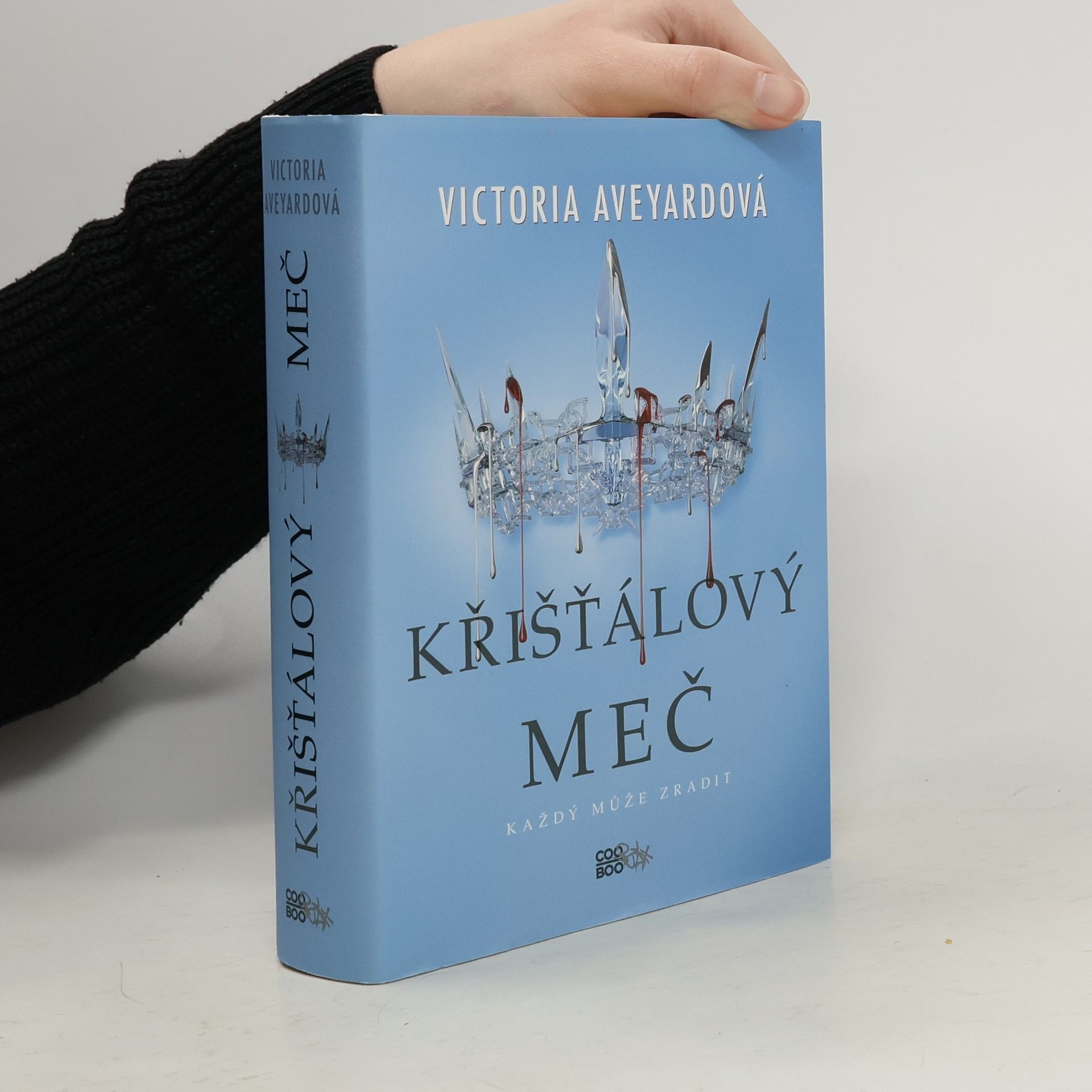 Křišťálový meč