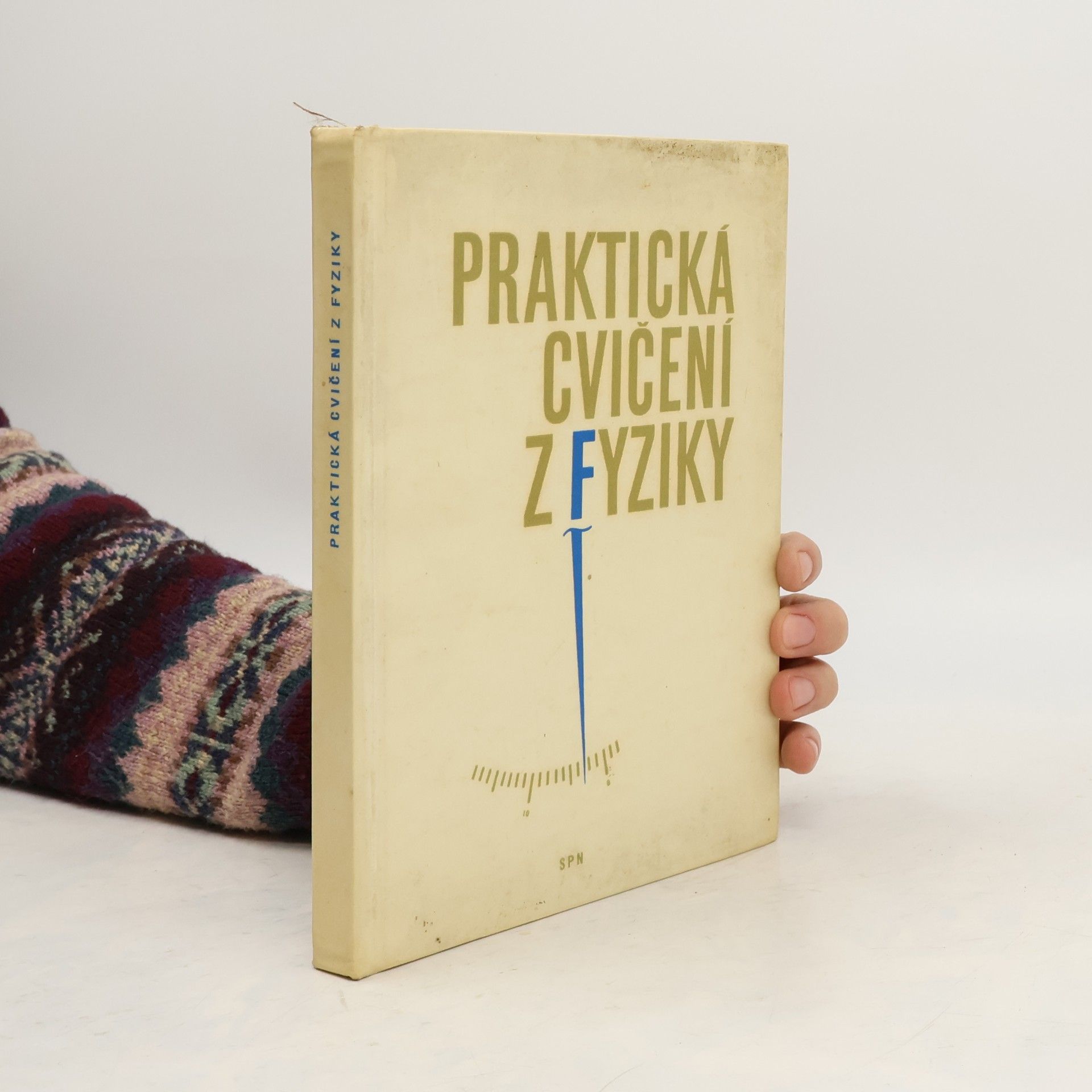 Praktická cvičení z fyziky