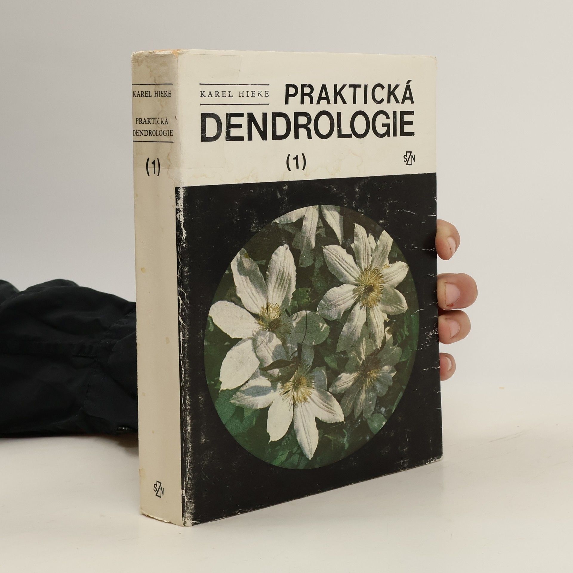 Karel Hieke Praktická dendrologie 1