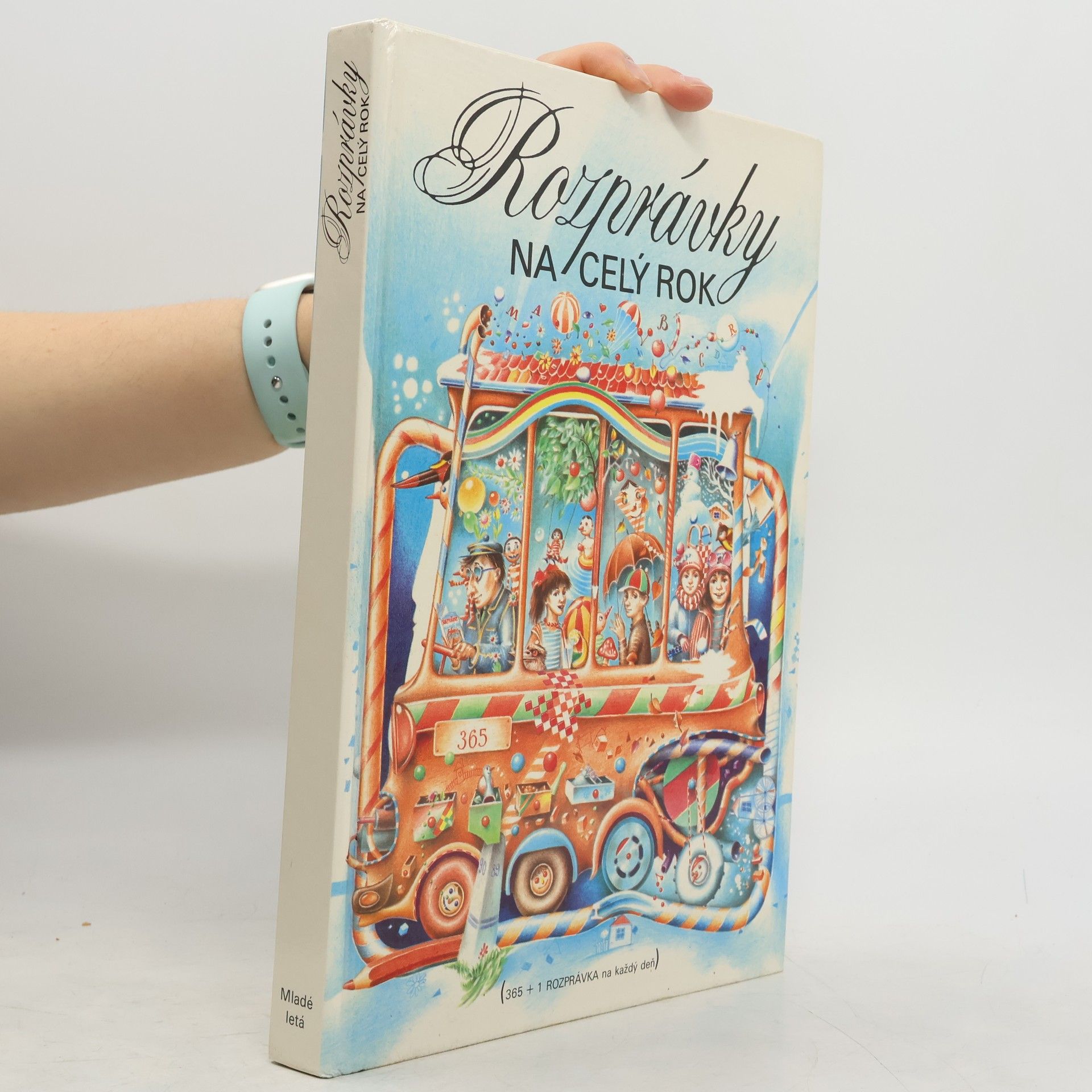 Daniel Hevier Rozprávky na celý rok