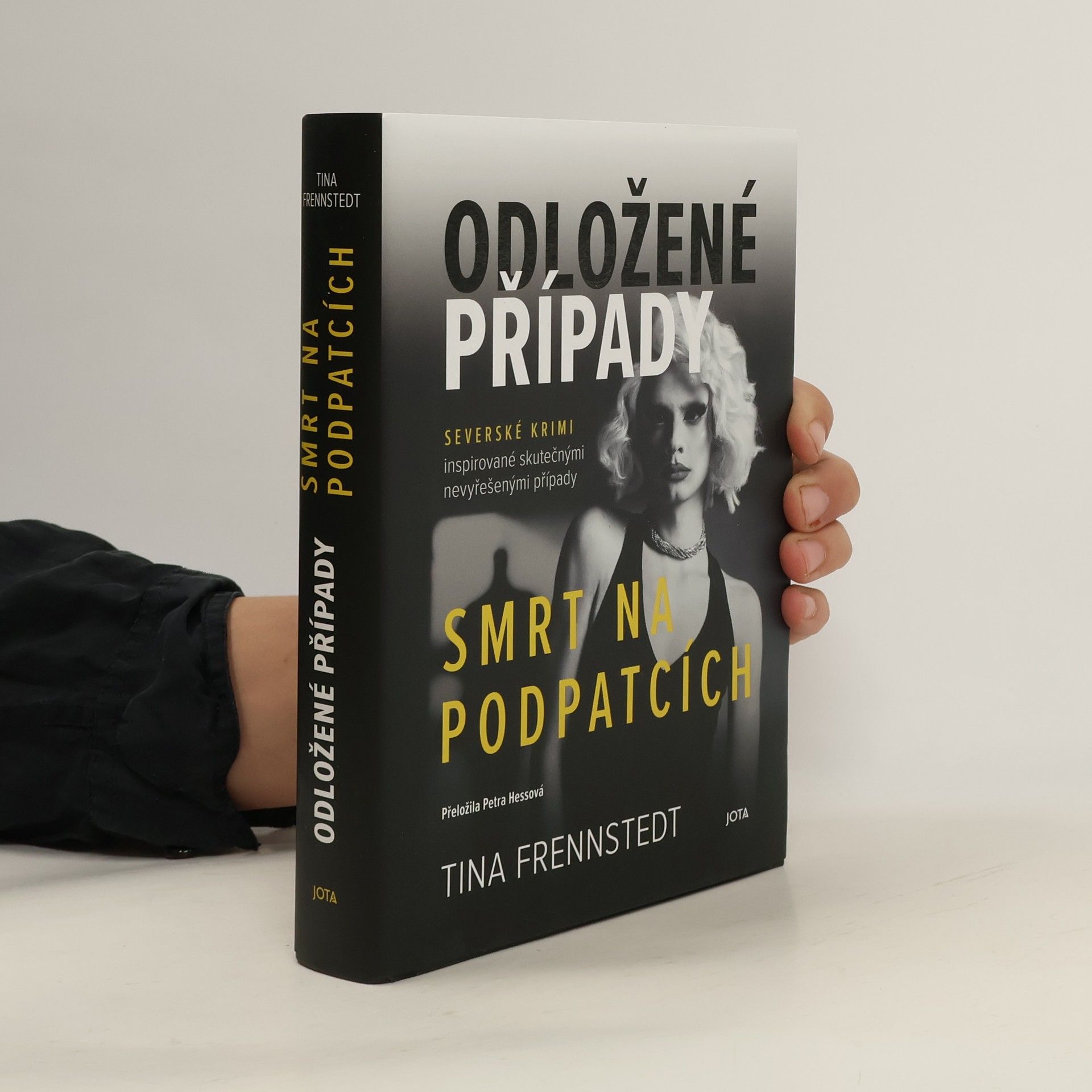 Odložené případy. Smrt na podpatcích