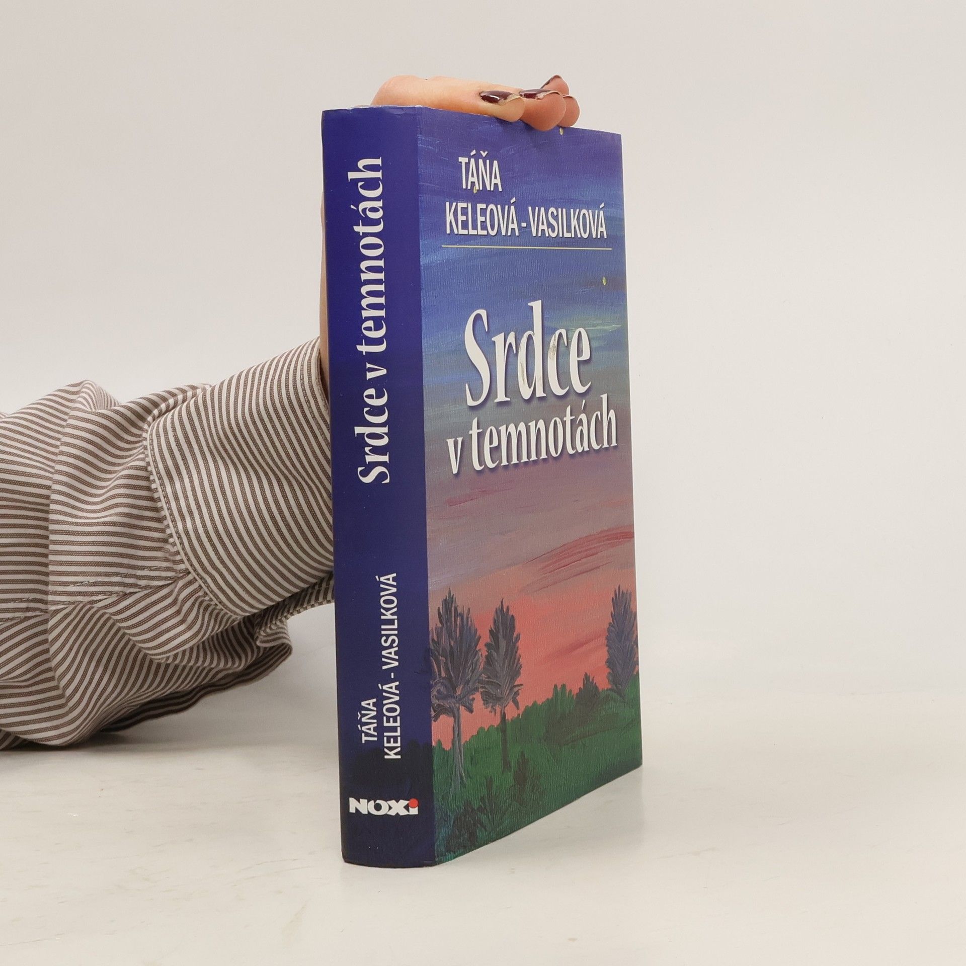 Táňa Keleová-Vasilková Srdce v temnotách