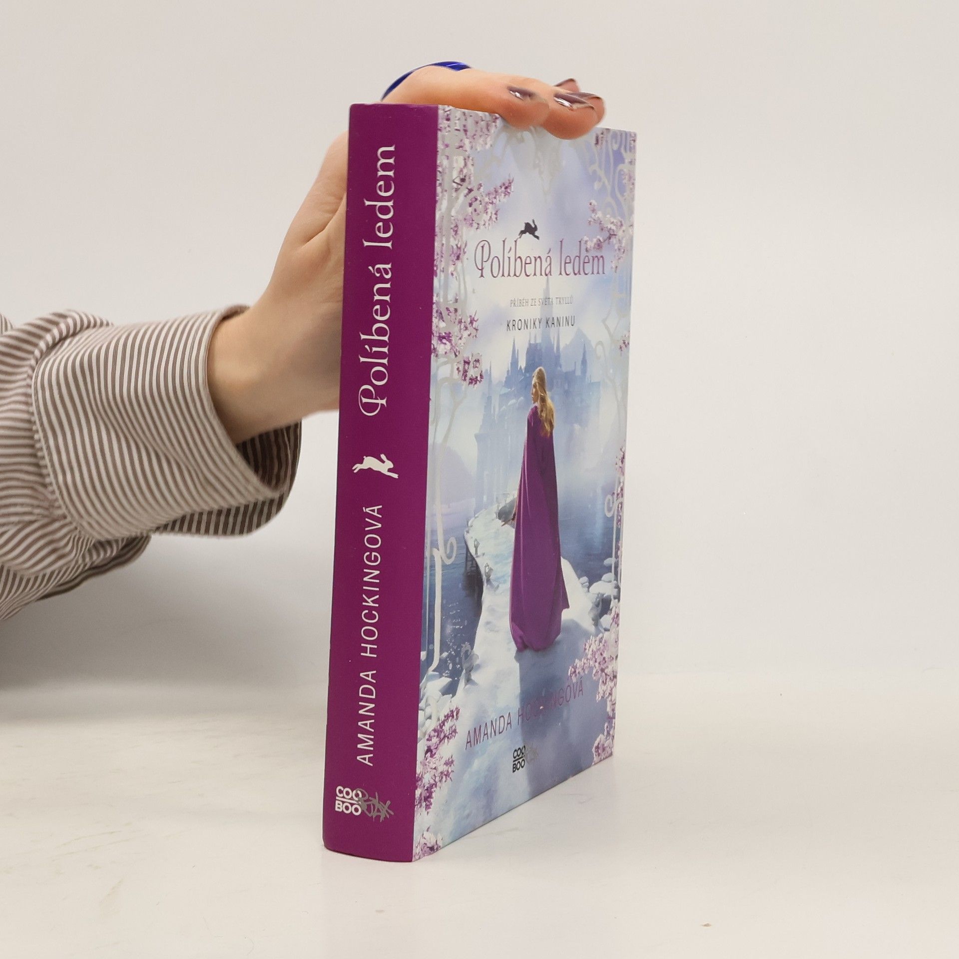 Amanda Hocking Políbená ledem: Příběh ze světa Tryllů : kroniky Kaninu (2. díl)