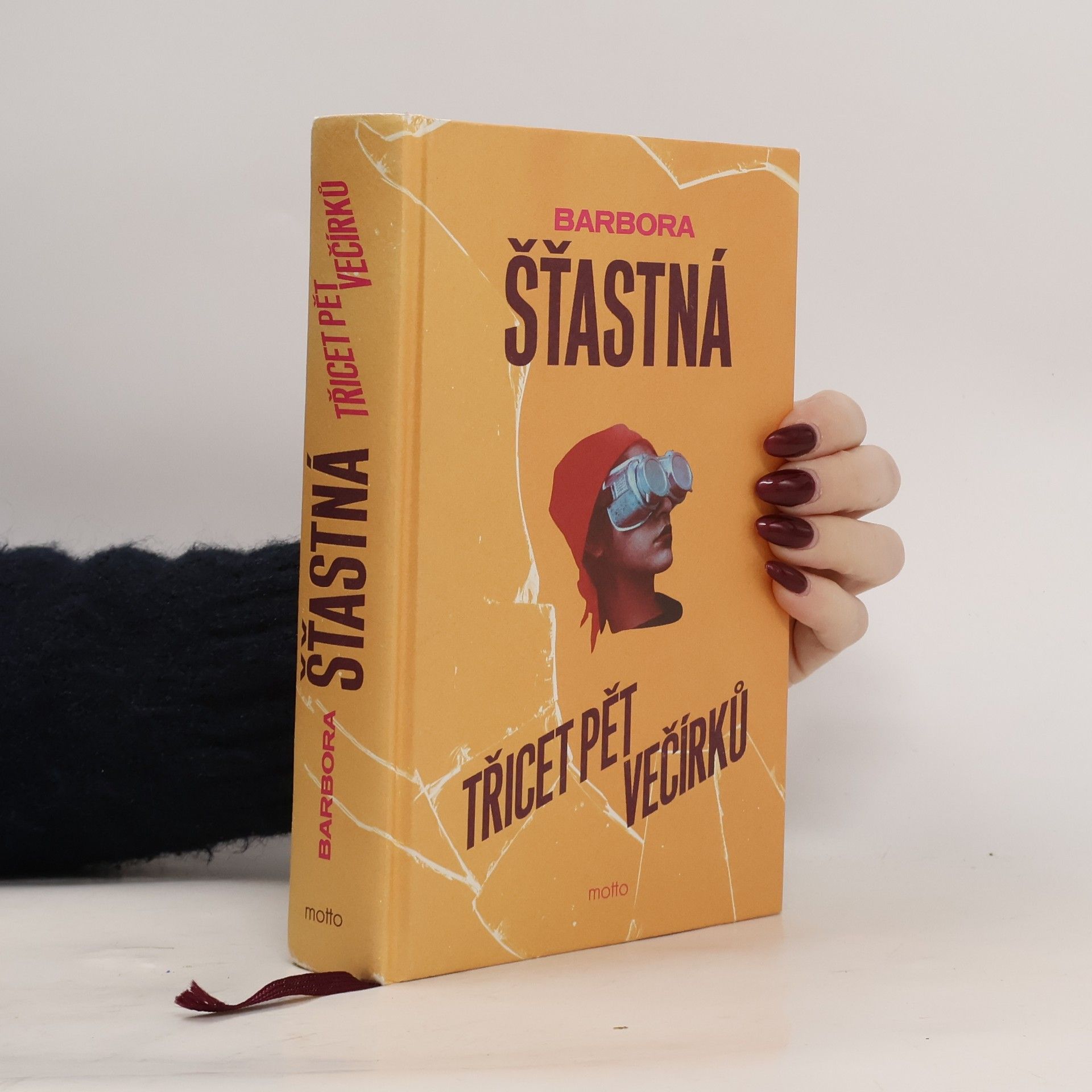 Třicet pět večírků