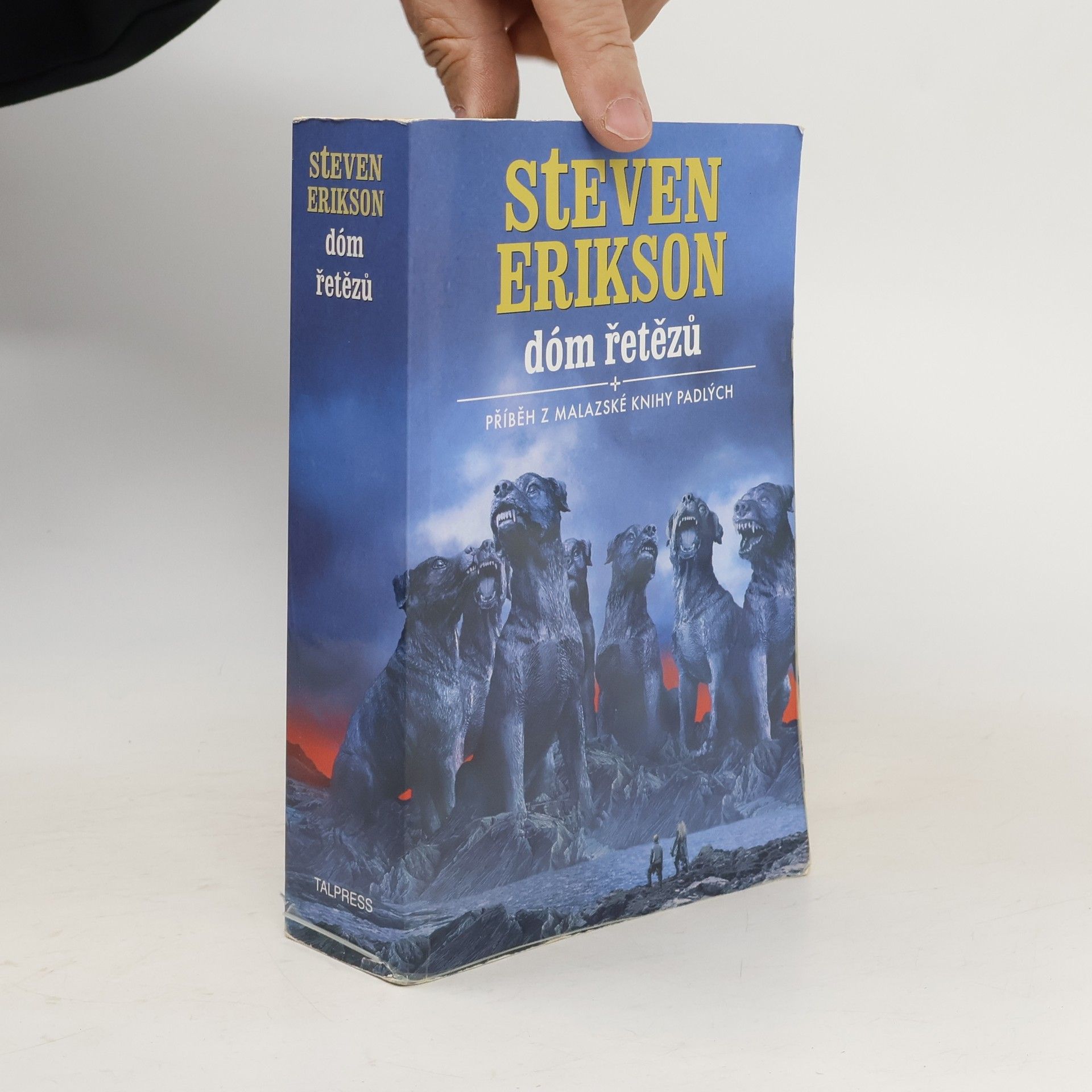 Steven Erikson Dóm řetězů