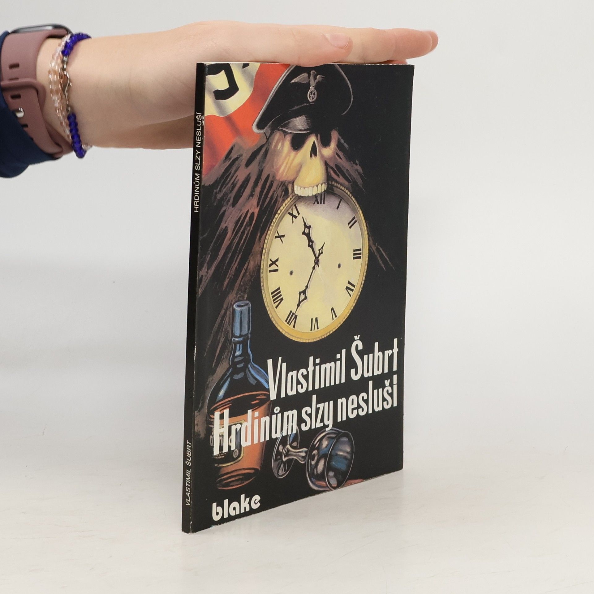 Hrdinům slzy nesluší