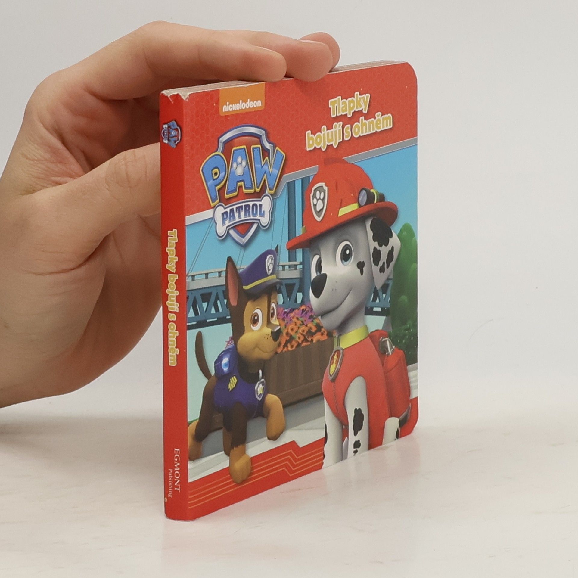 Emma Fucci Tlapky bojují s ohněm