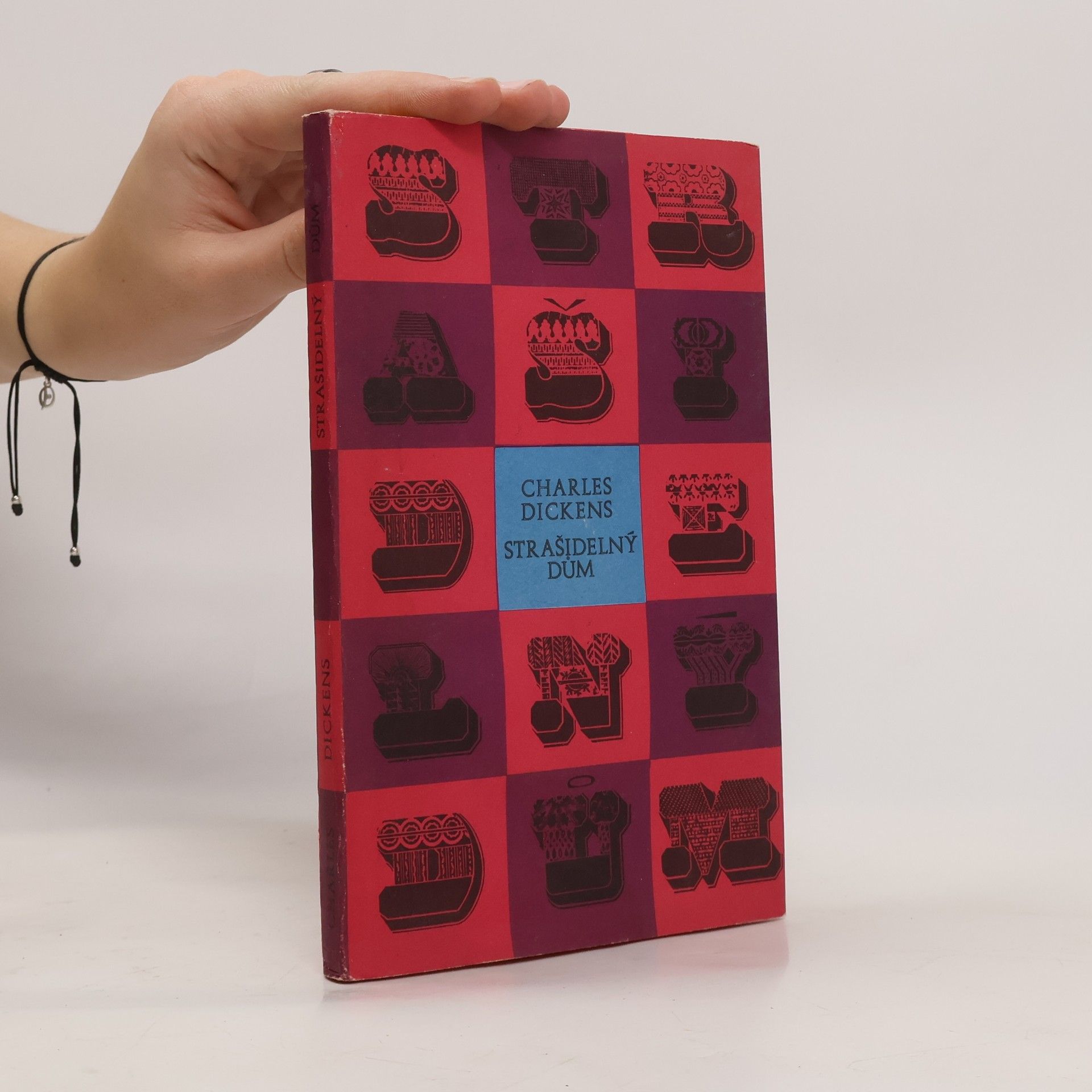 Charles Dickens Strašidelný dům