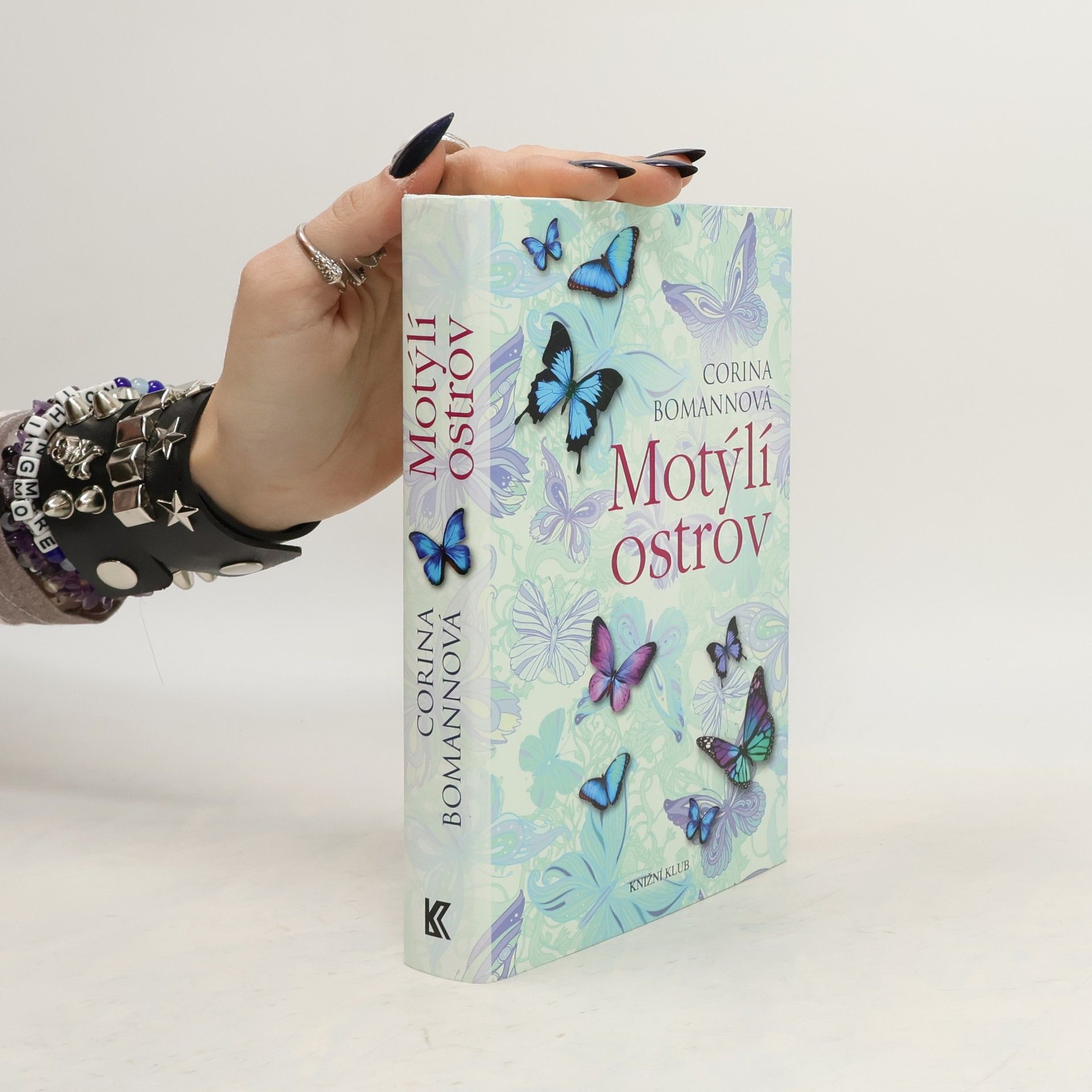 Corina Bomann Motýlí ostrov
