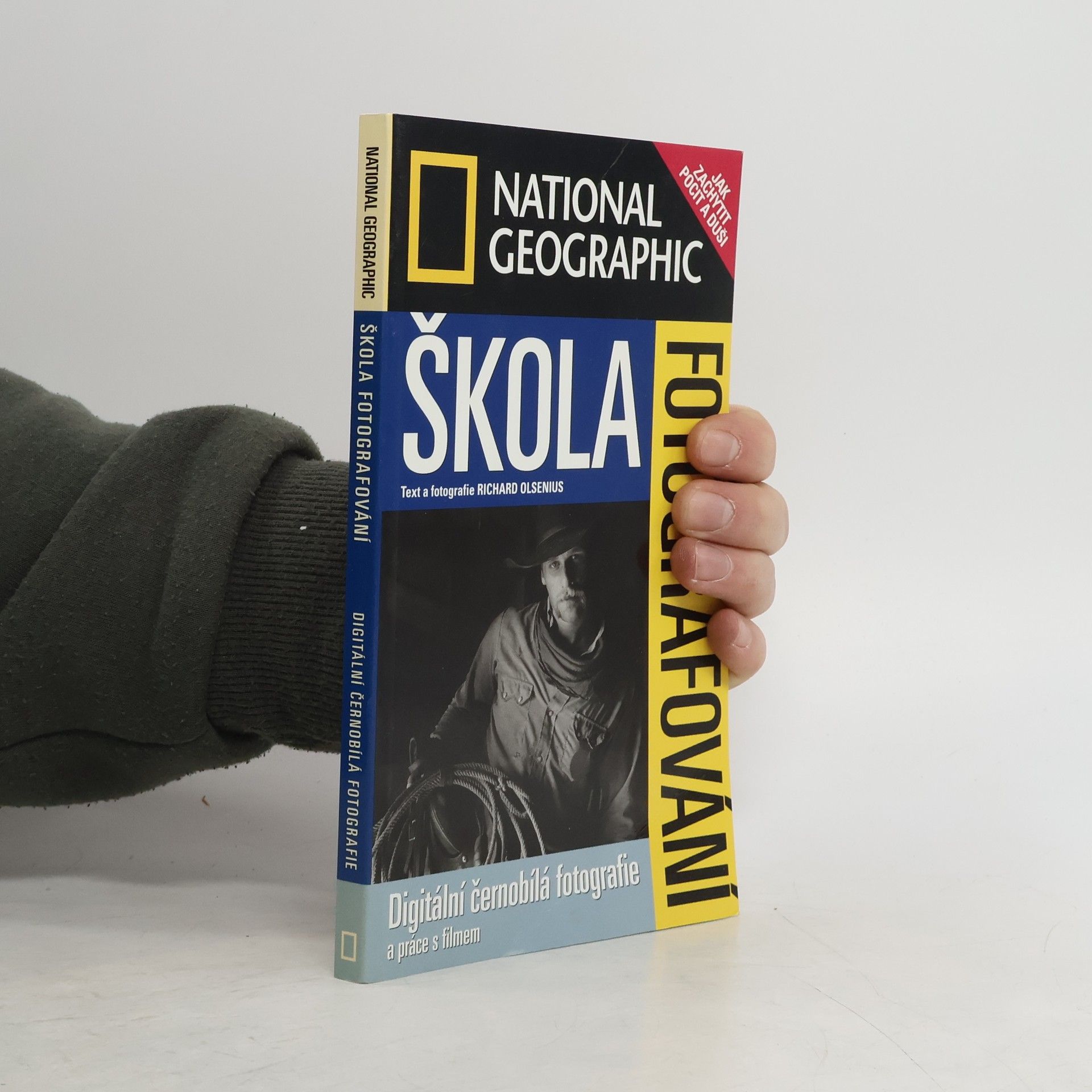 Škola fotografování. Digitální černobílá fotografie a práce s filmem