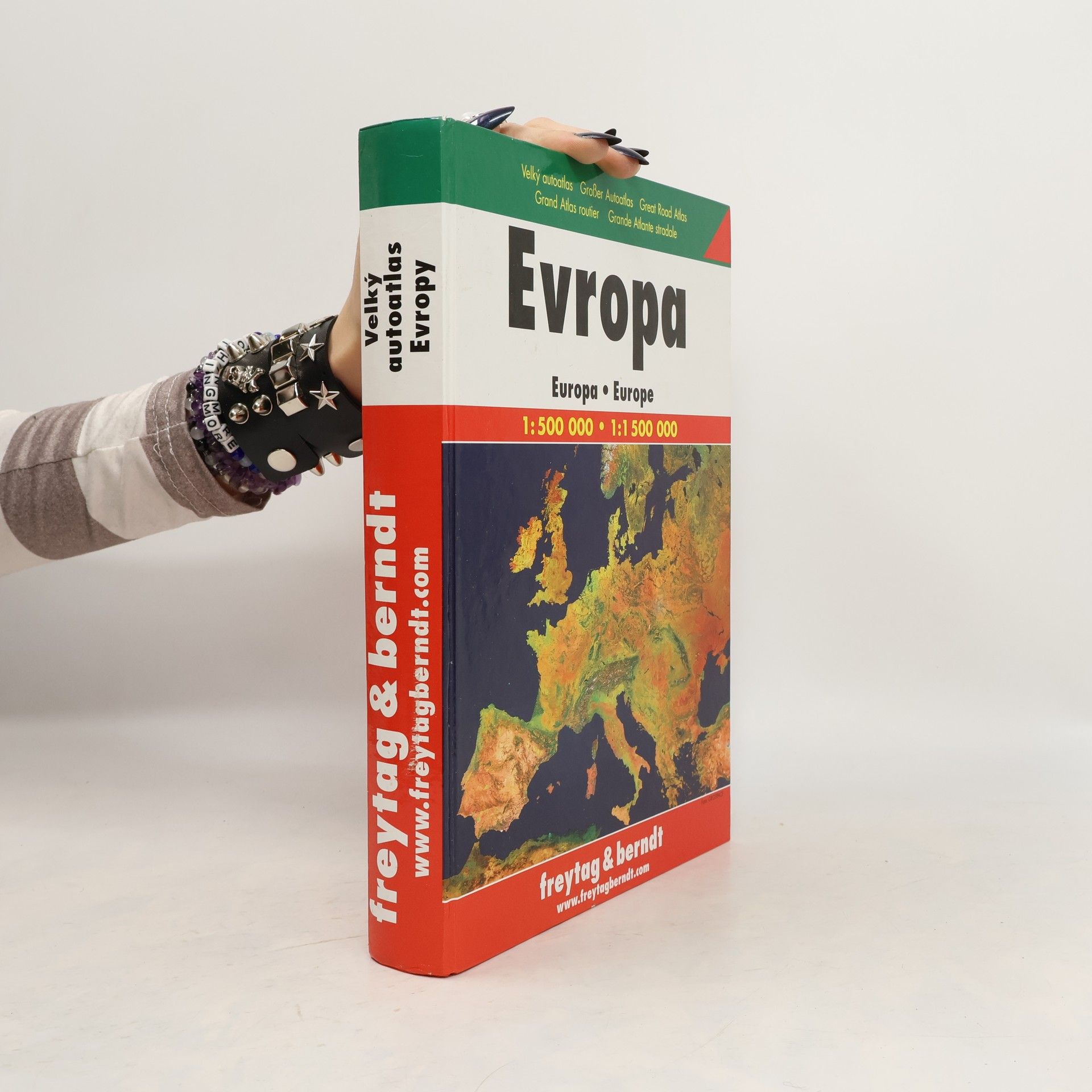 Collectif d'auteurs Európa. Veľký autoatlas Európy 1:500 000 : 1:500 000