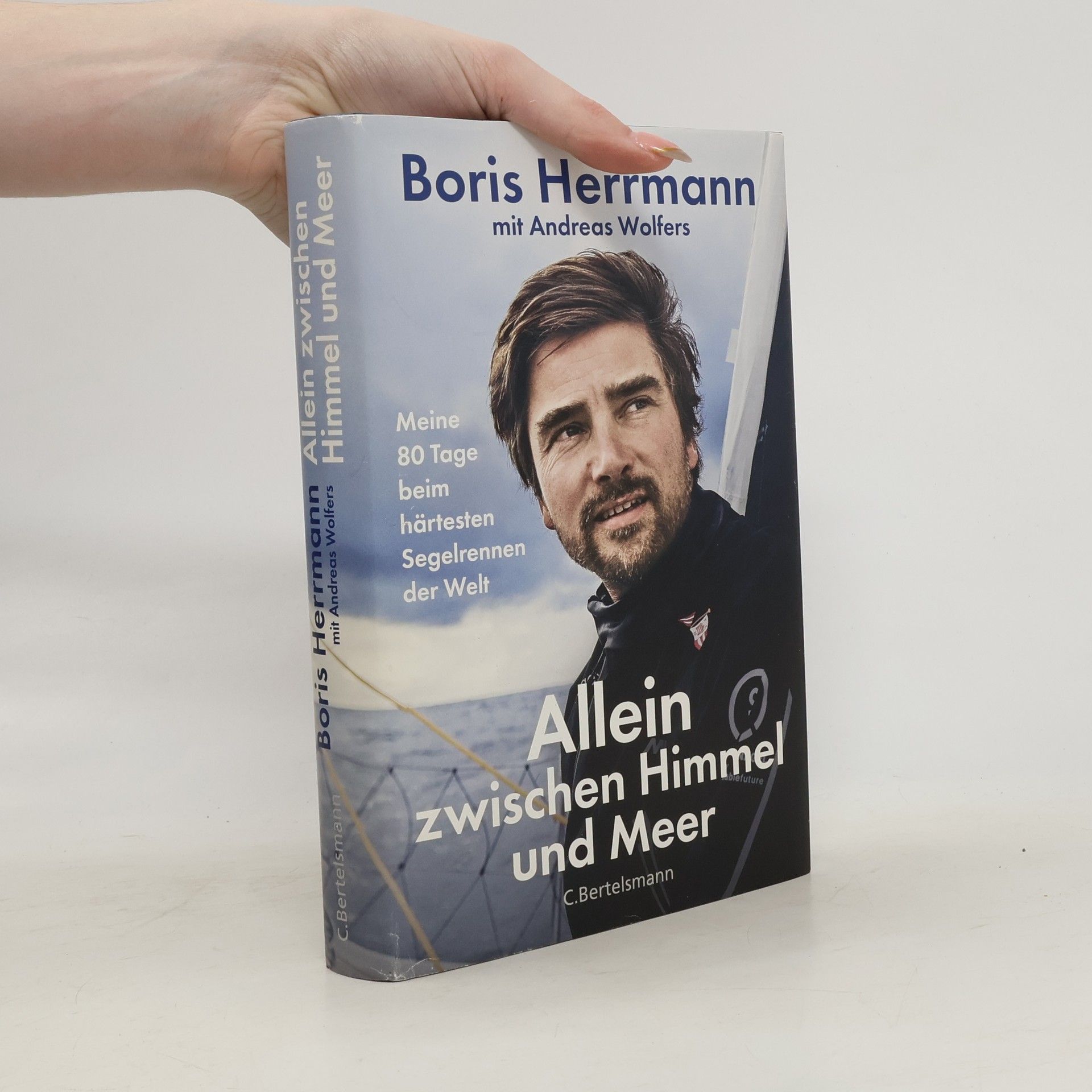 Allein zwischen Himmel und Meer