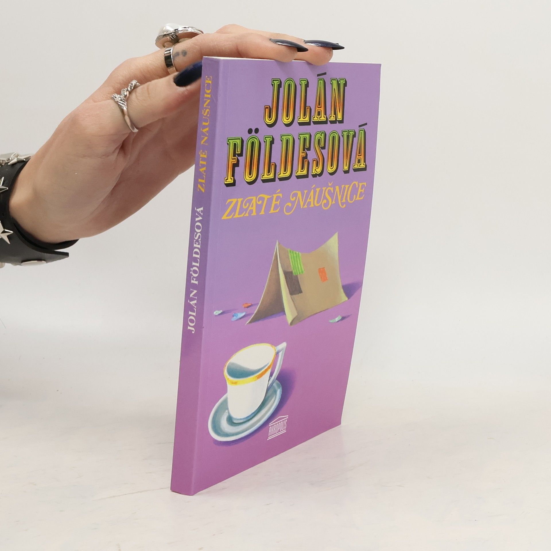 Jolán Földes Zlaté náušnice