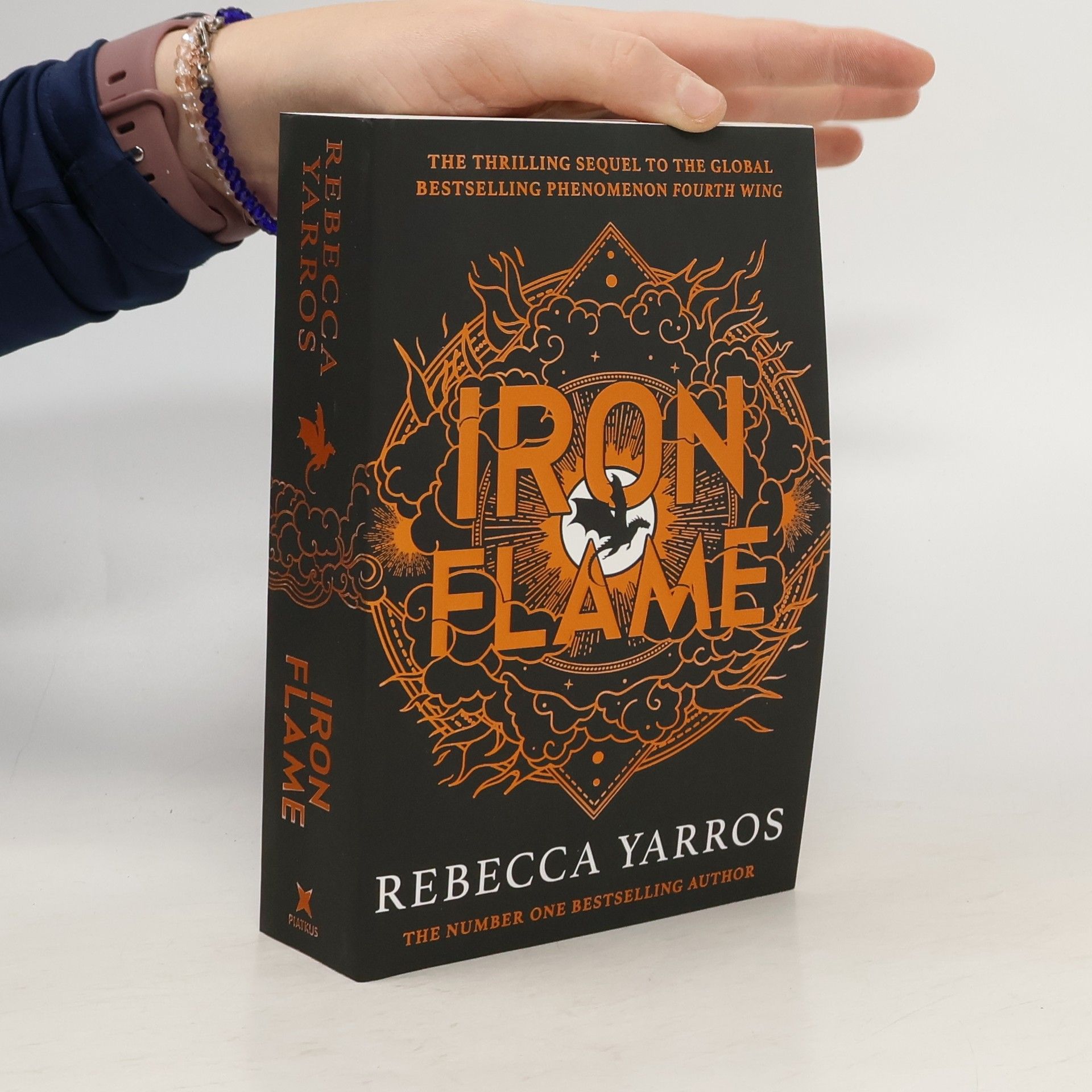 Rebecca Yarros Iron Flame