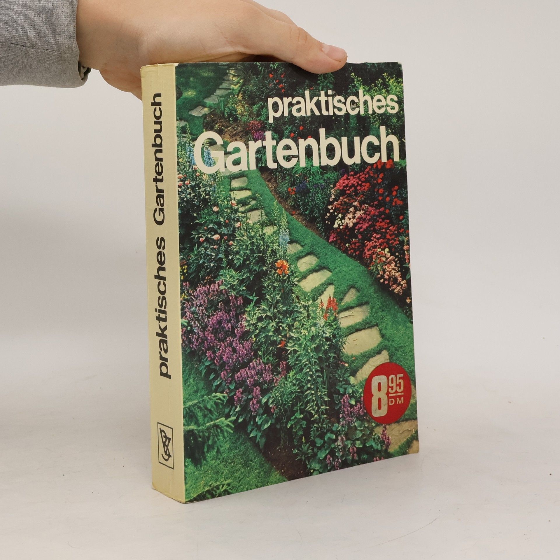 Auteurscollectief Praktisches Gartenbuch