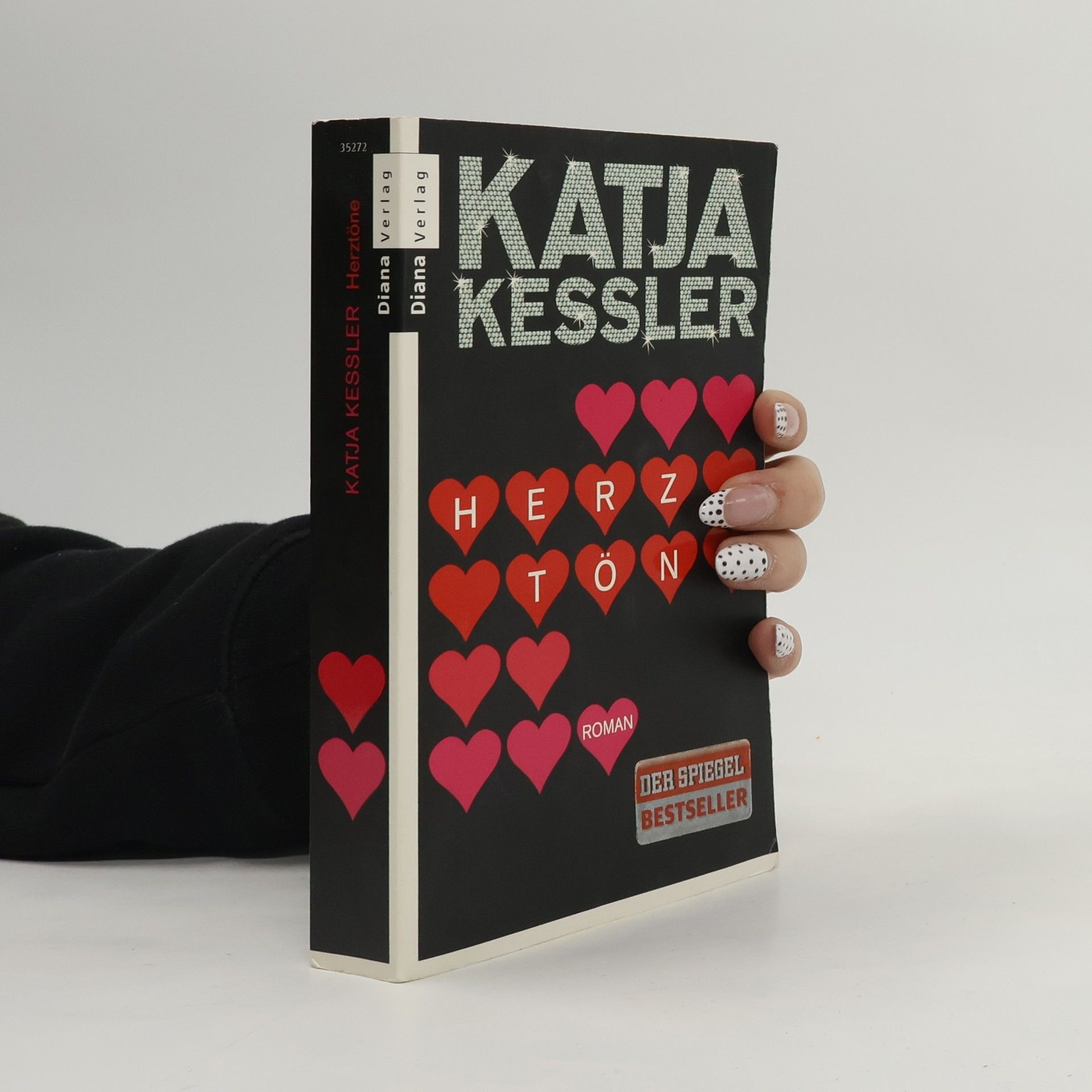 Herztöne: ein frei erfundener Tatsachenroman