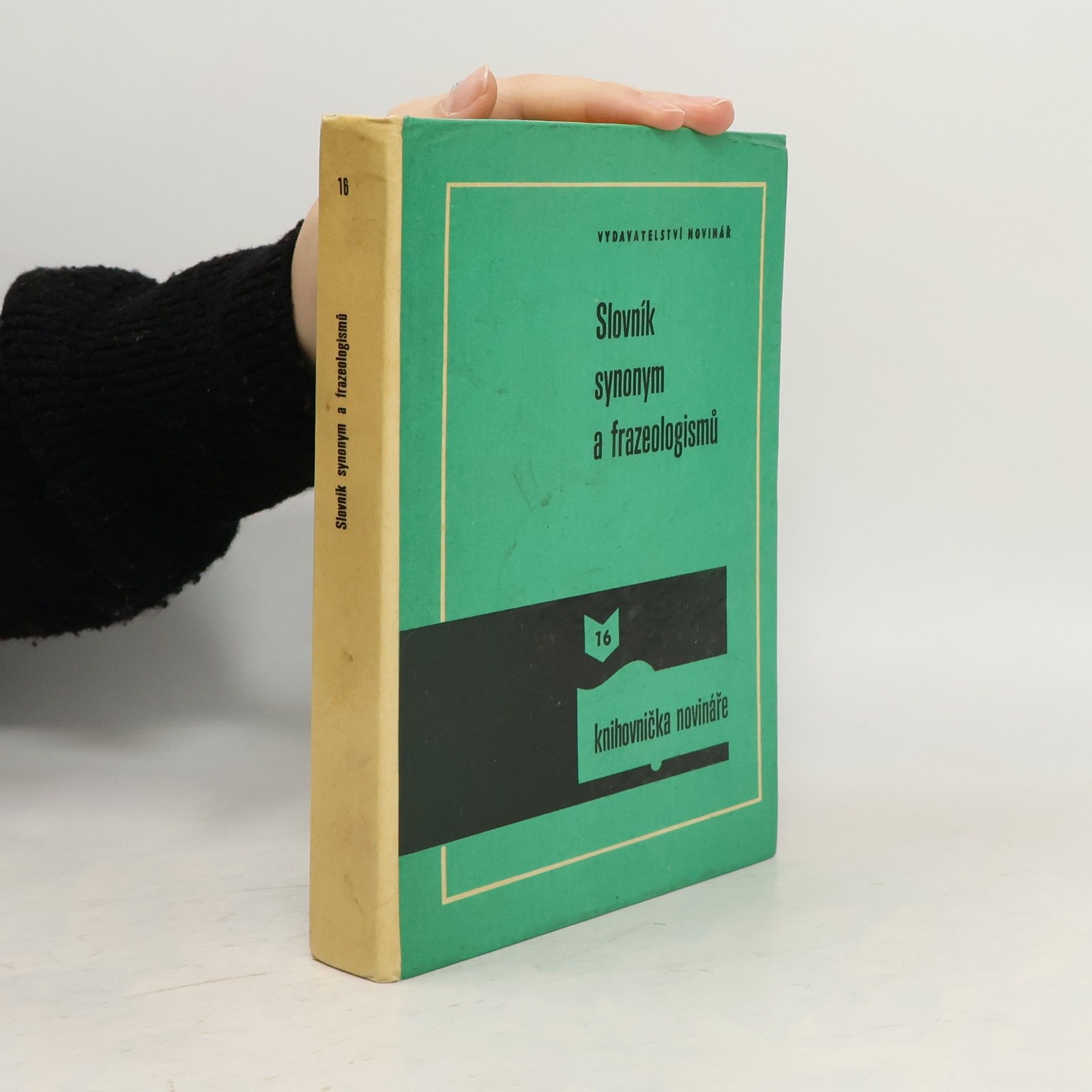 Josef Václav Bečka Slovník synonym a frazeologismů