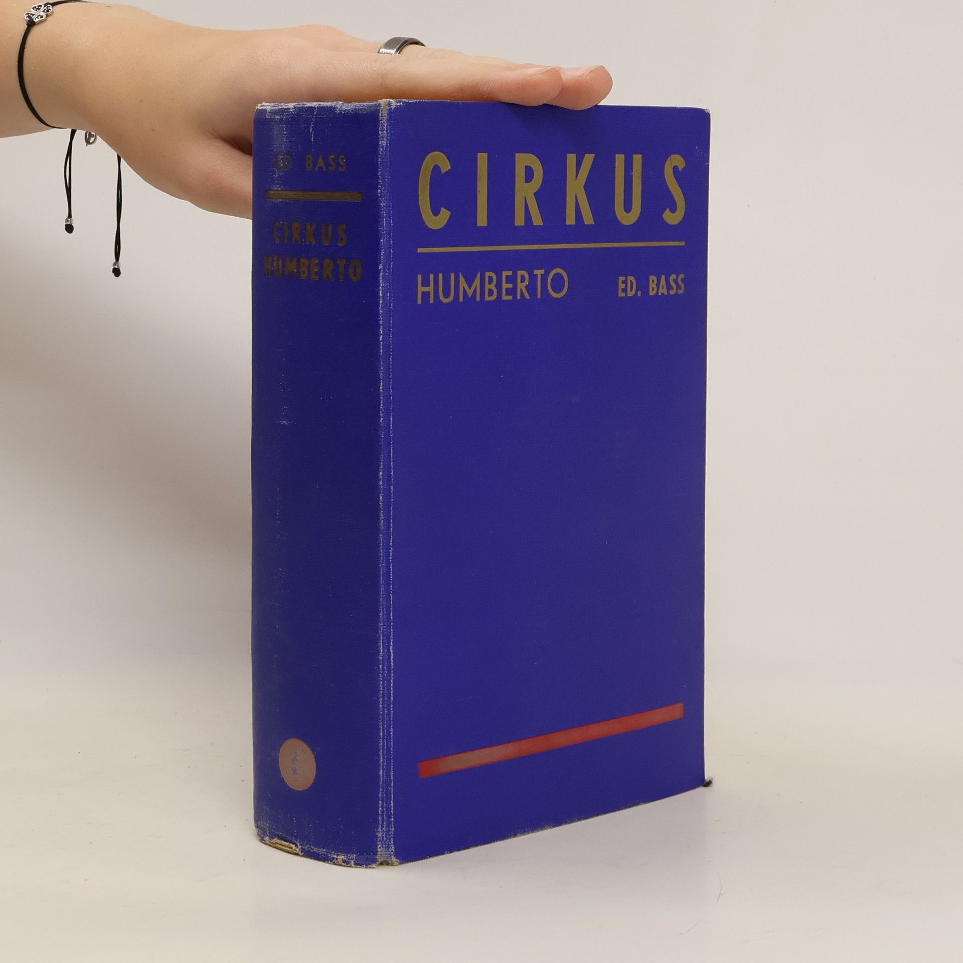 Eduard Bass Cirkus Humberto