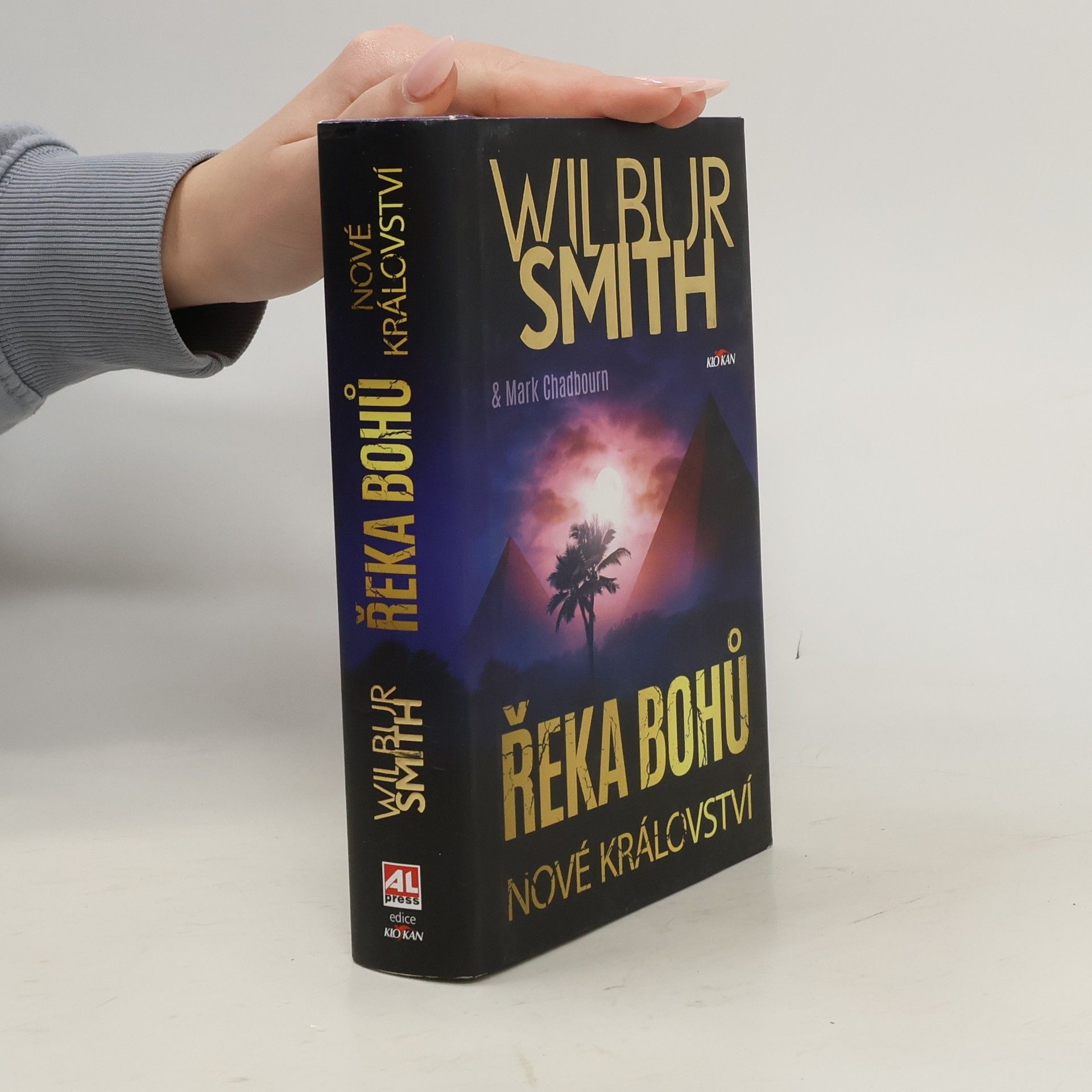 Řeka bohů. Nové království