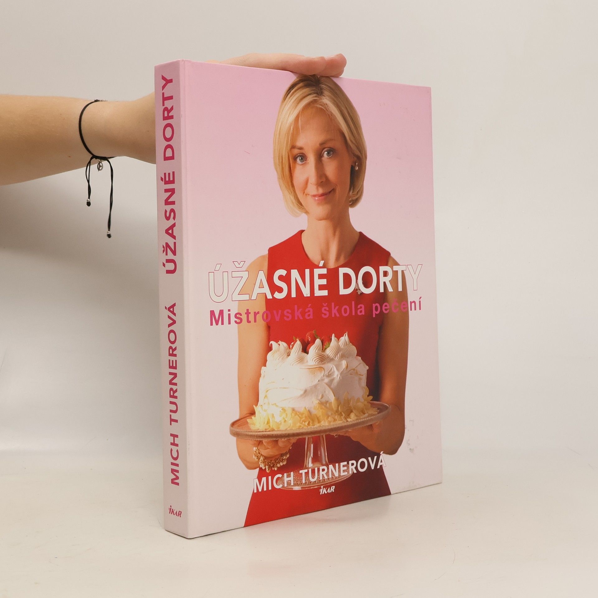 Úžasné dorty. Mistrovská škola pečení