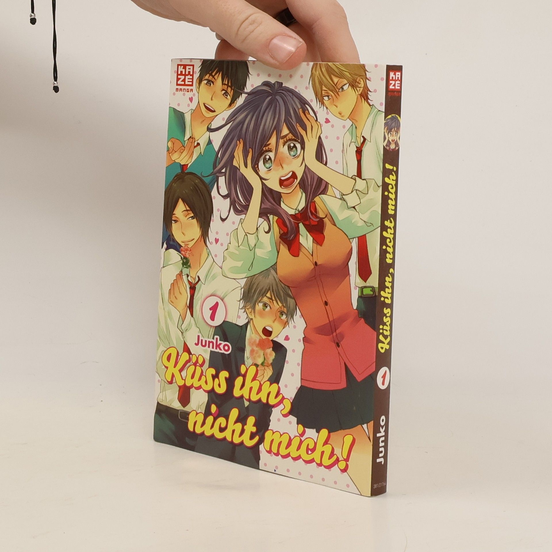 Junko Küss ihn, nicht mich! 01