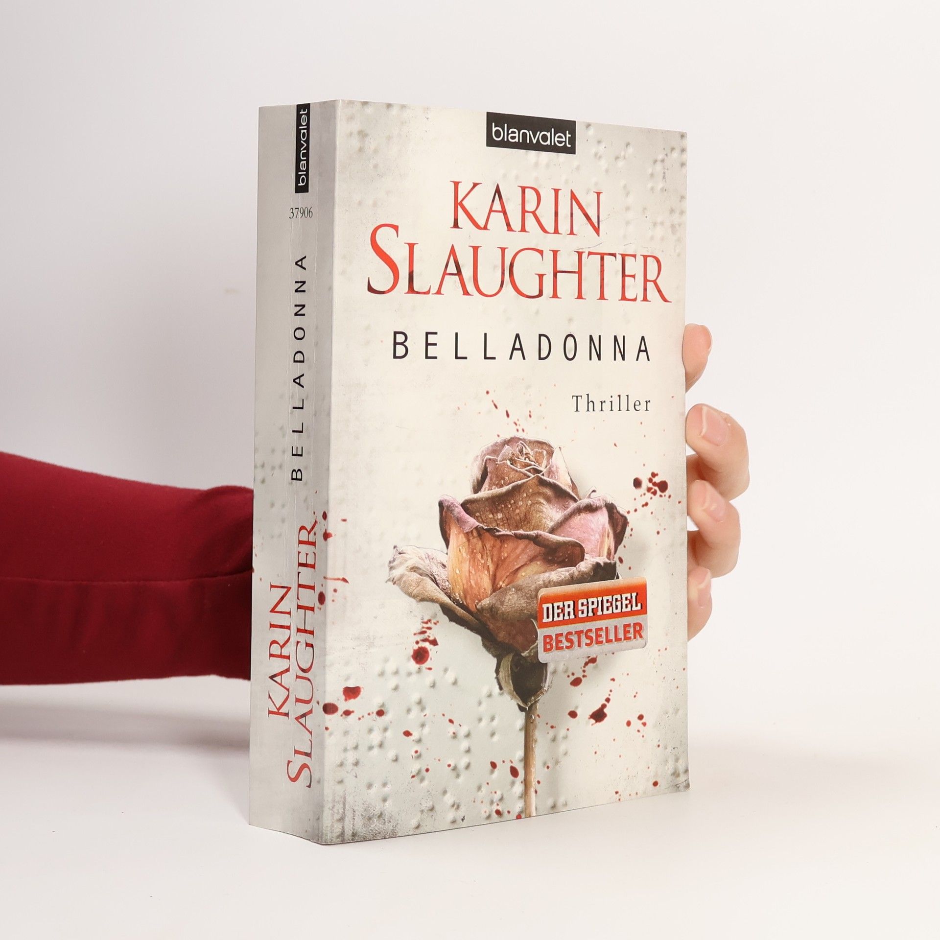 Karin Slaughter Belladonna