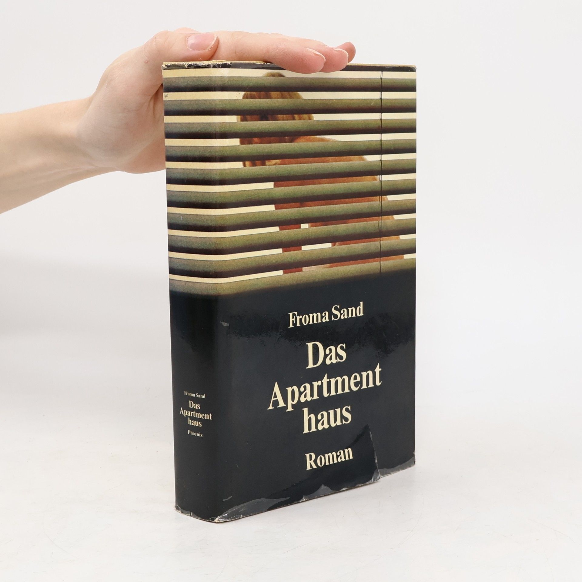 Froma Sand Das Apartmenthaus