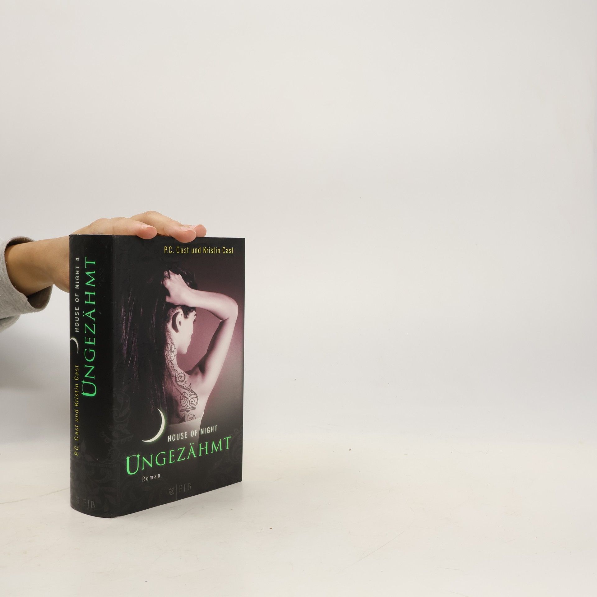 House of Night 4. Ungezähmt