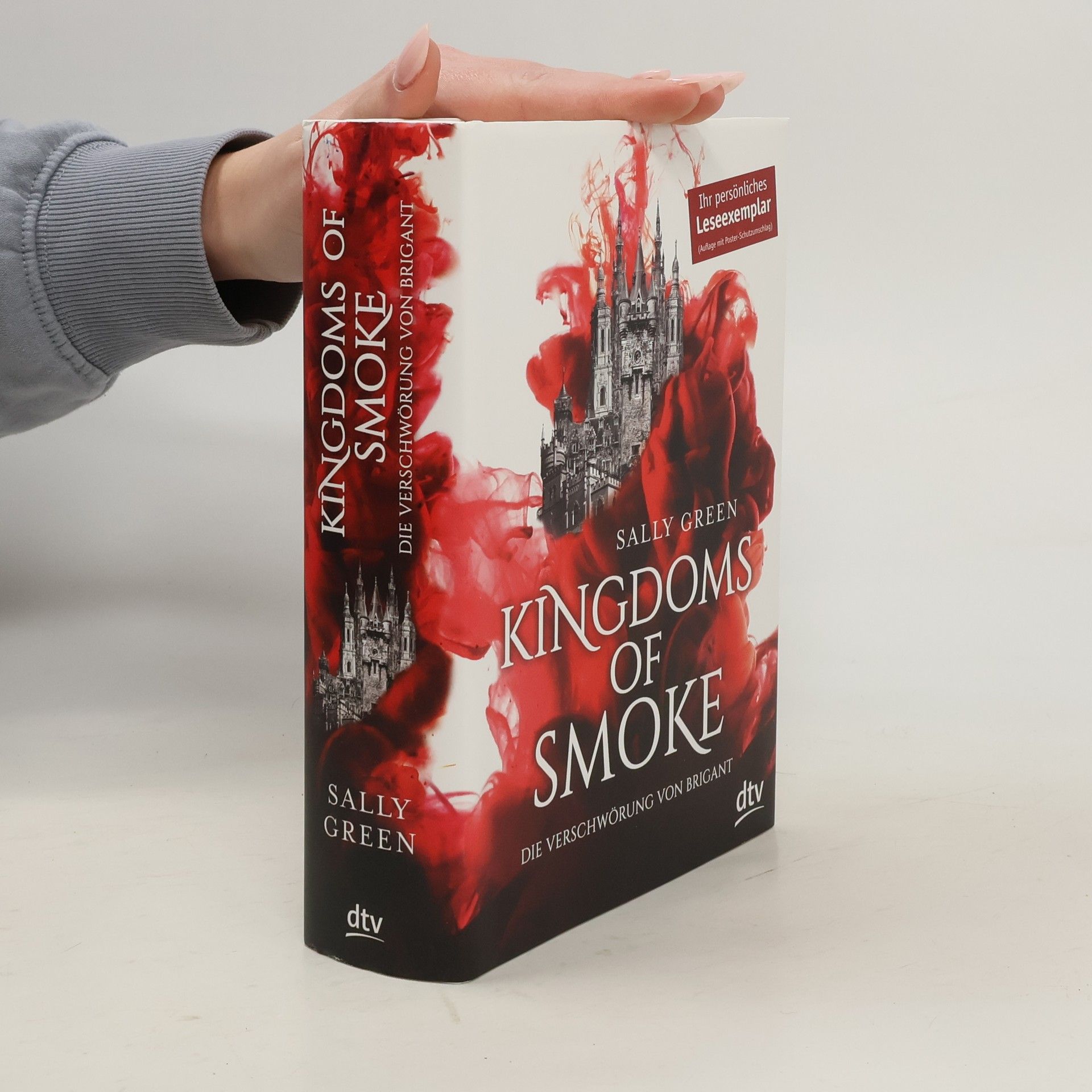 Sally Green Kingdoms of Smoke