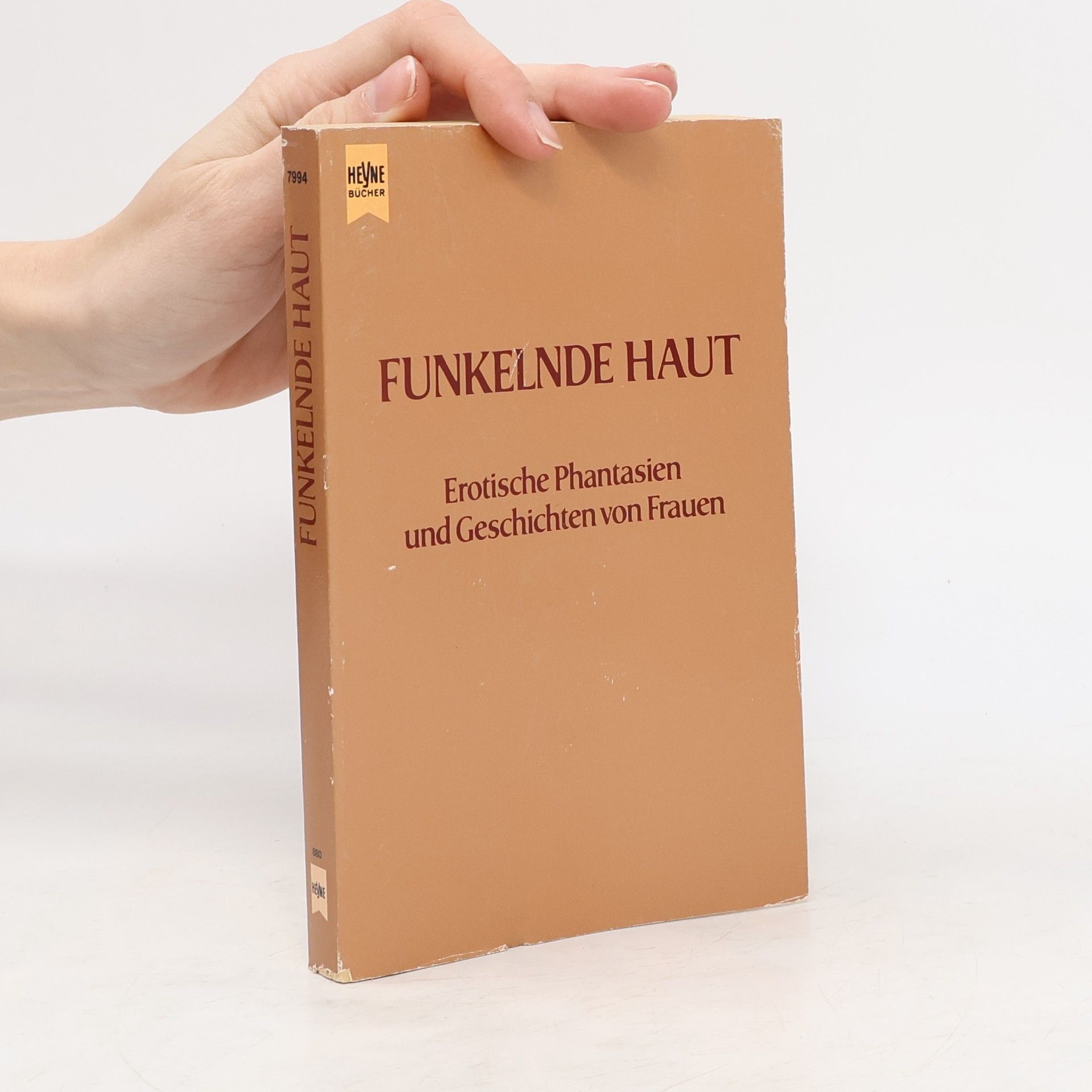 AA.VV. Funkelnde Haut