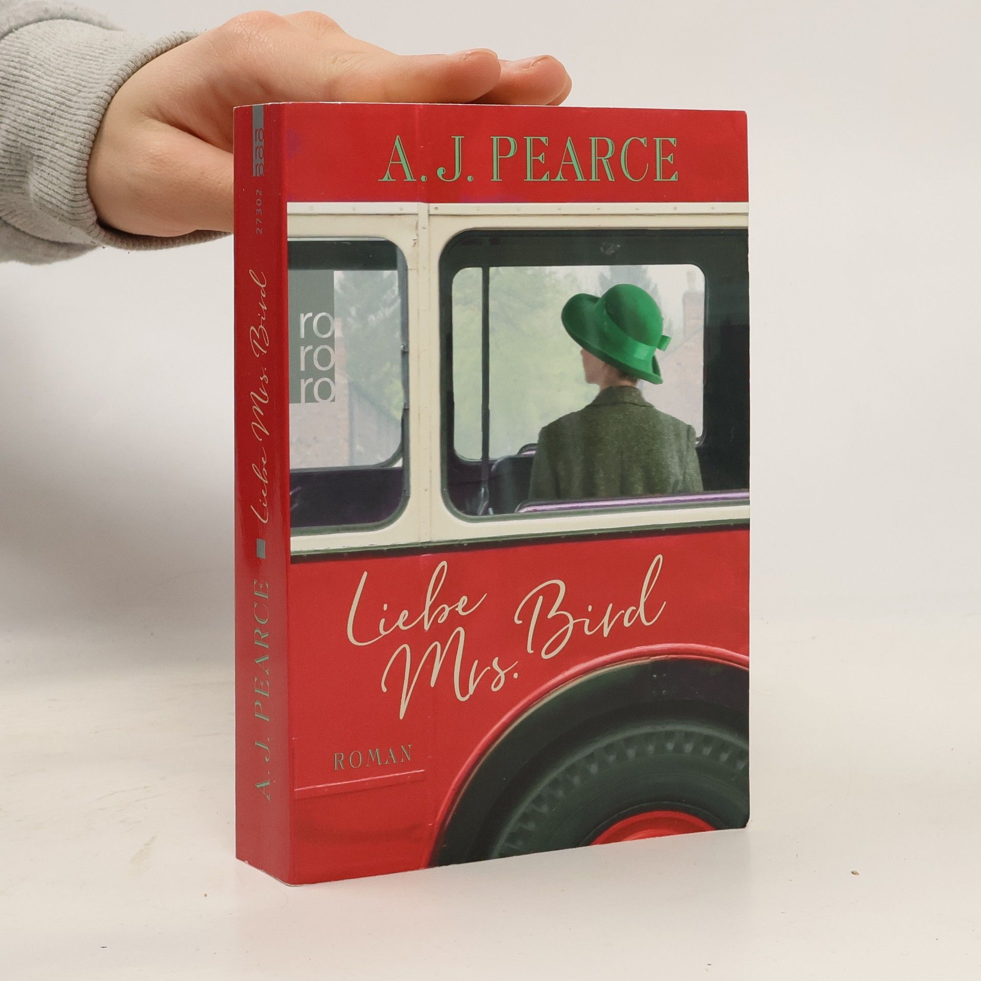 A. J. Pearce Liebe Mrs. Bird